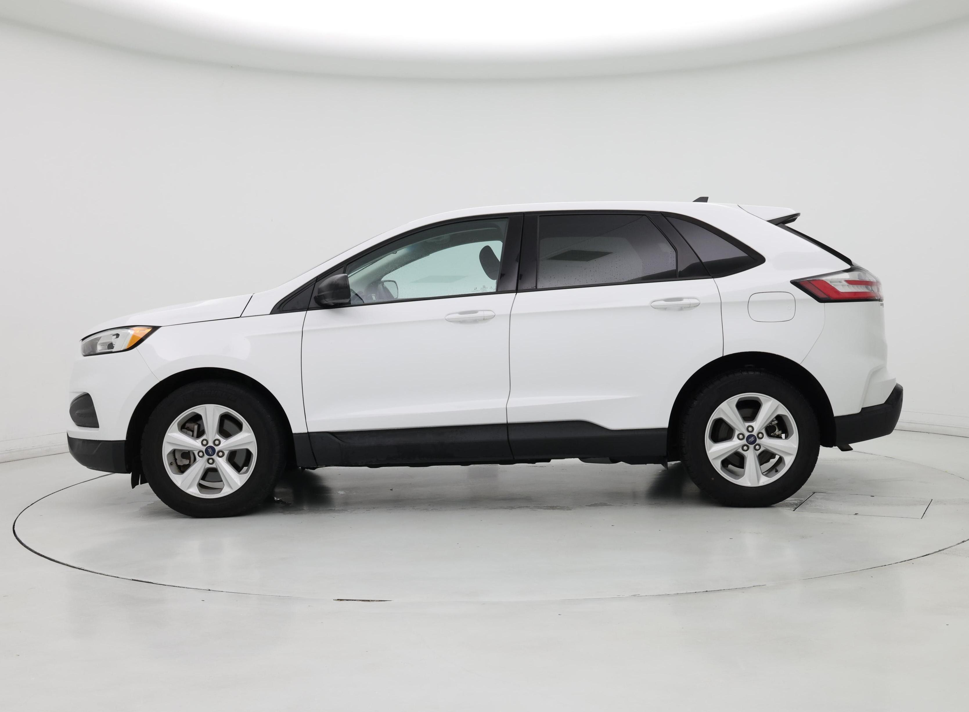 Thumbnail: 2021 Ford Edge - 3