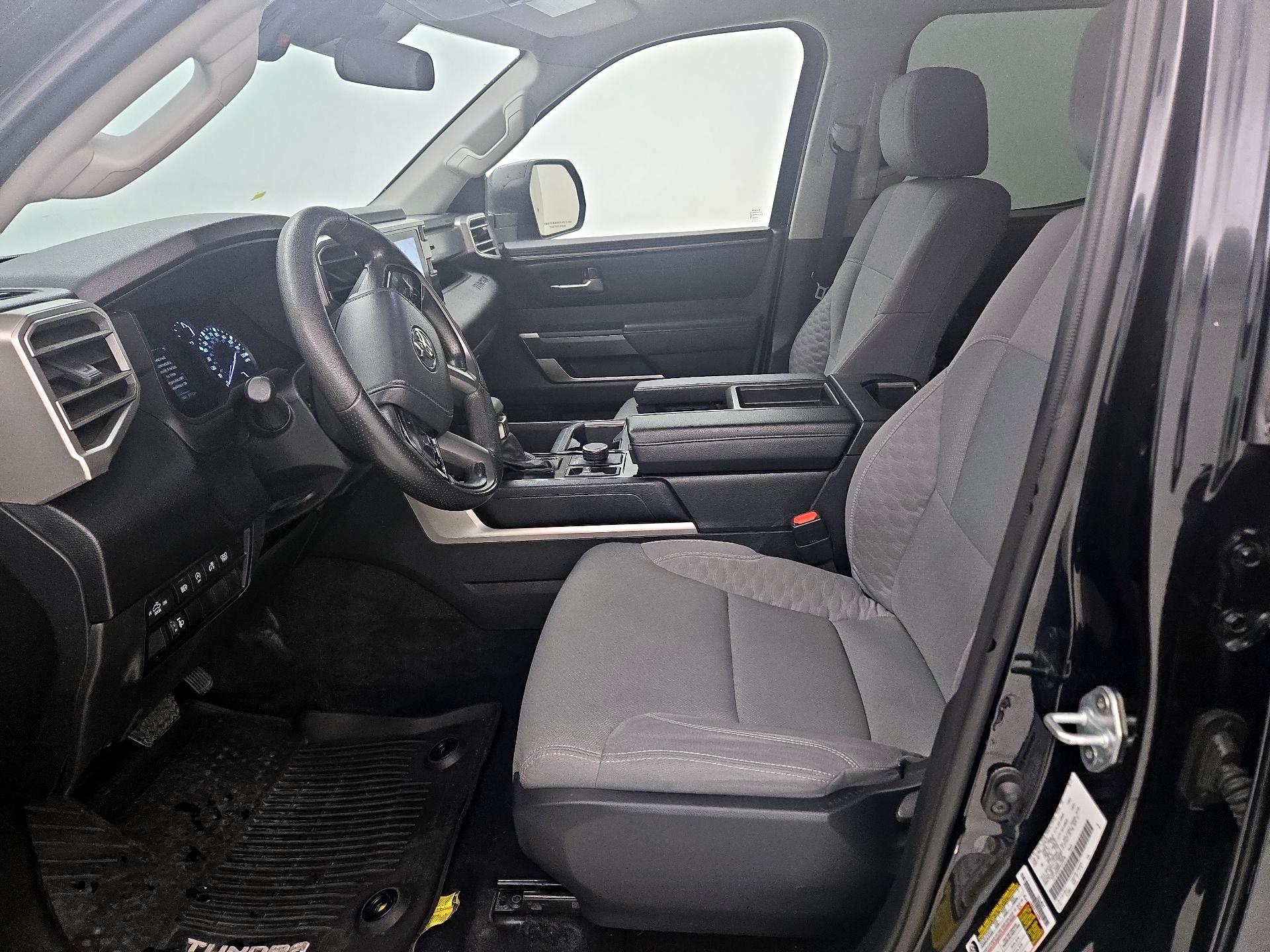 Thumbnail: 2023 Toyota Tundra - 11