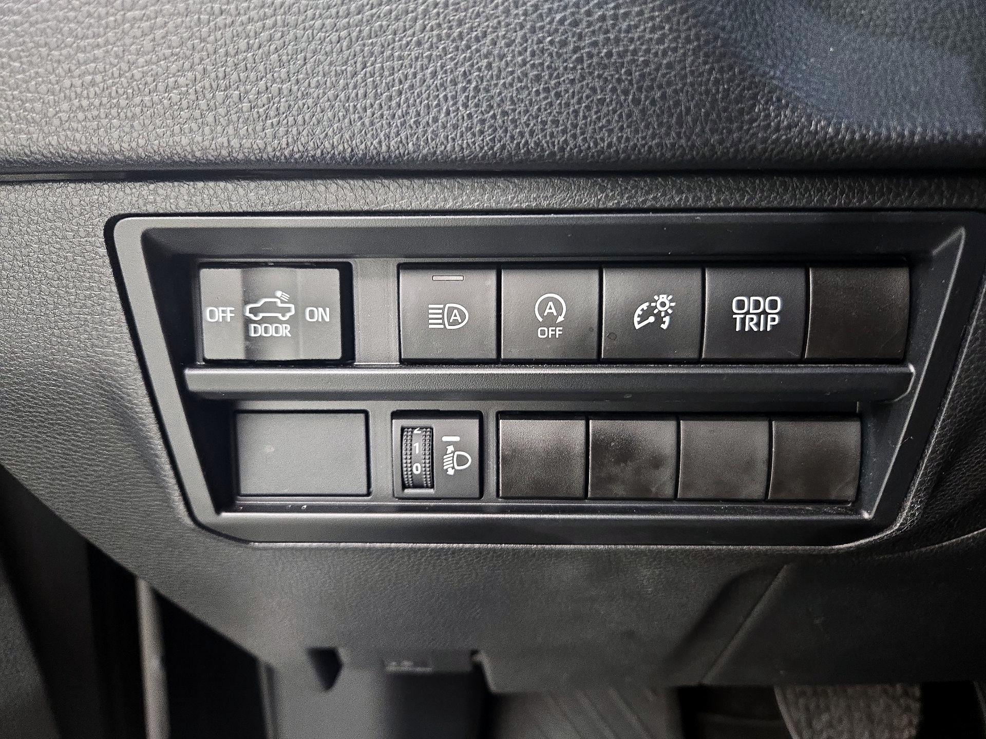 Thumbnail: 2023 Toyota Tundra - 13