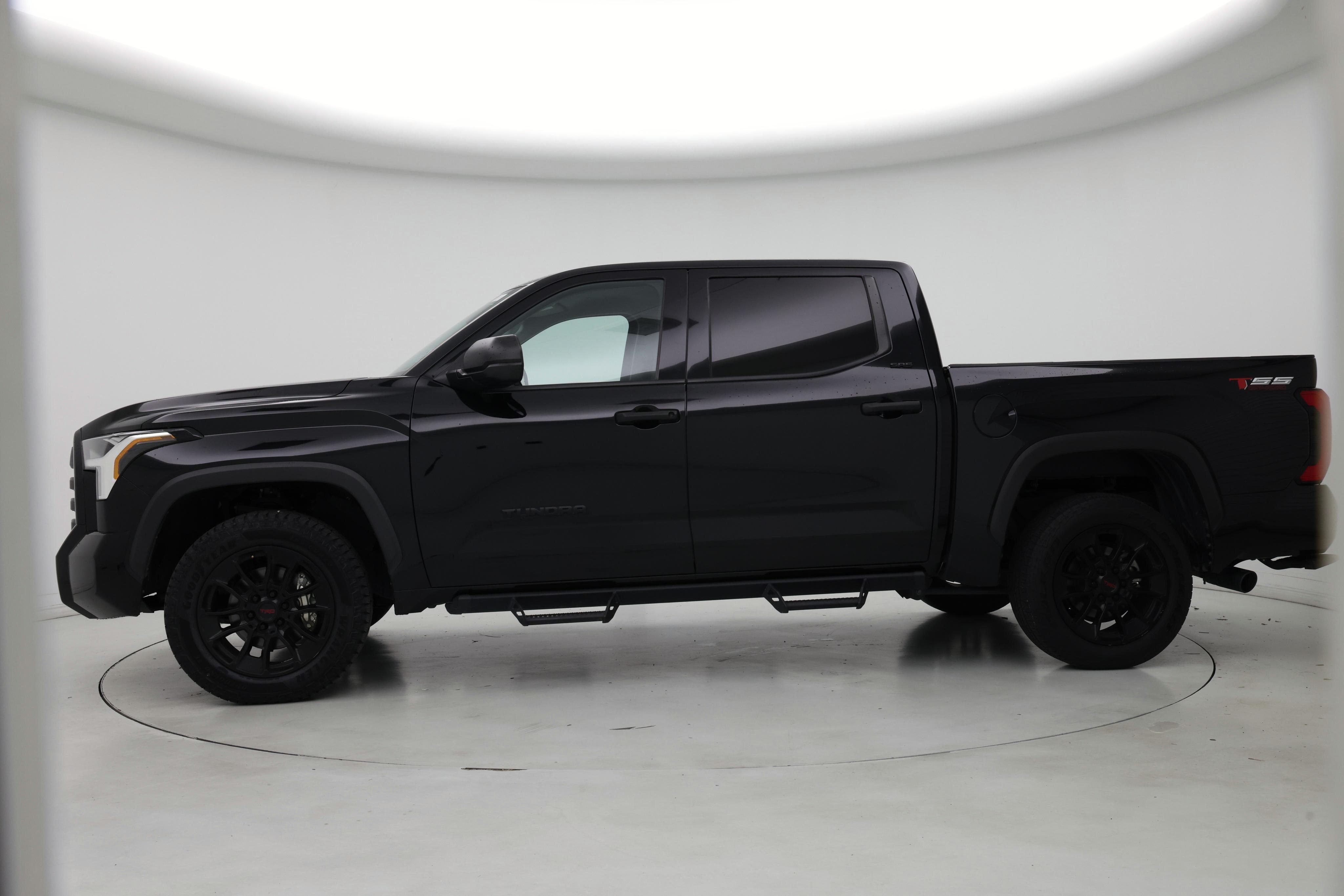 Thumbnail: 2023 Toyota Tundra - 3