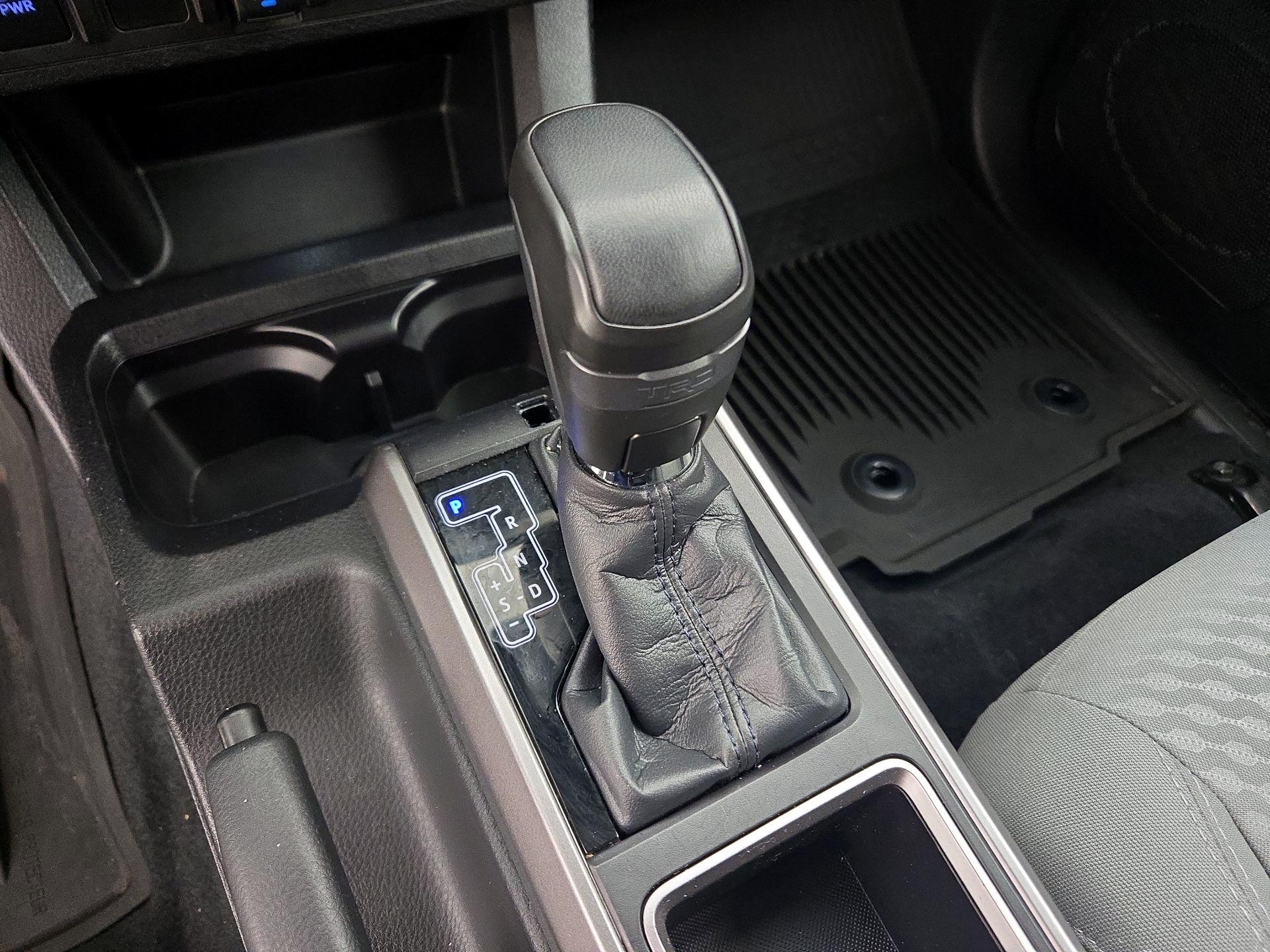 Thumbnail: 2021 Toyota Tacoma - 18