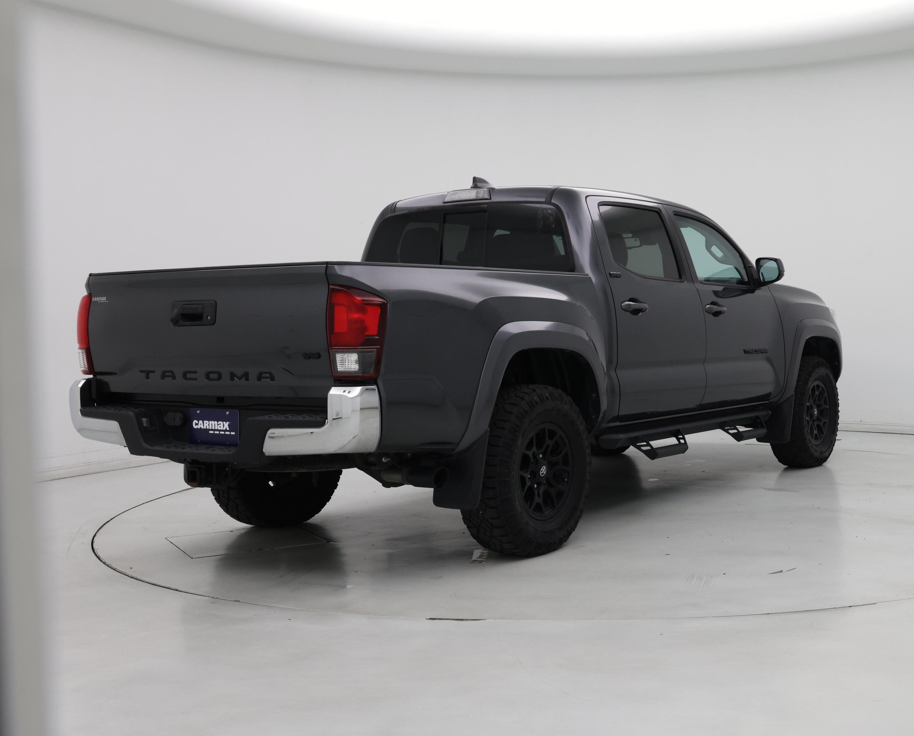 Thumbnail: 2021 Toyota Tacoma - 8