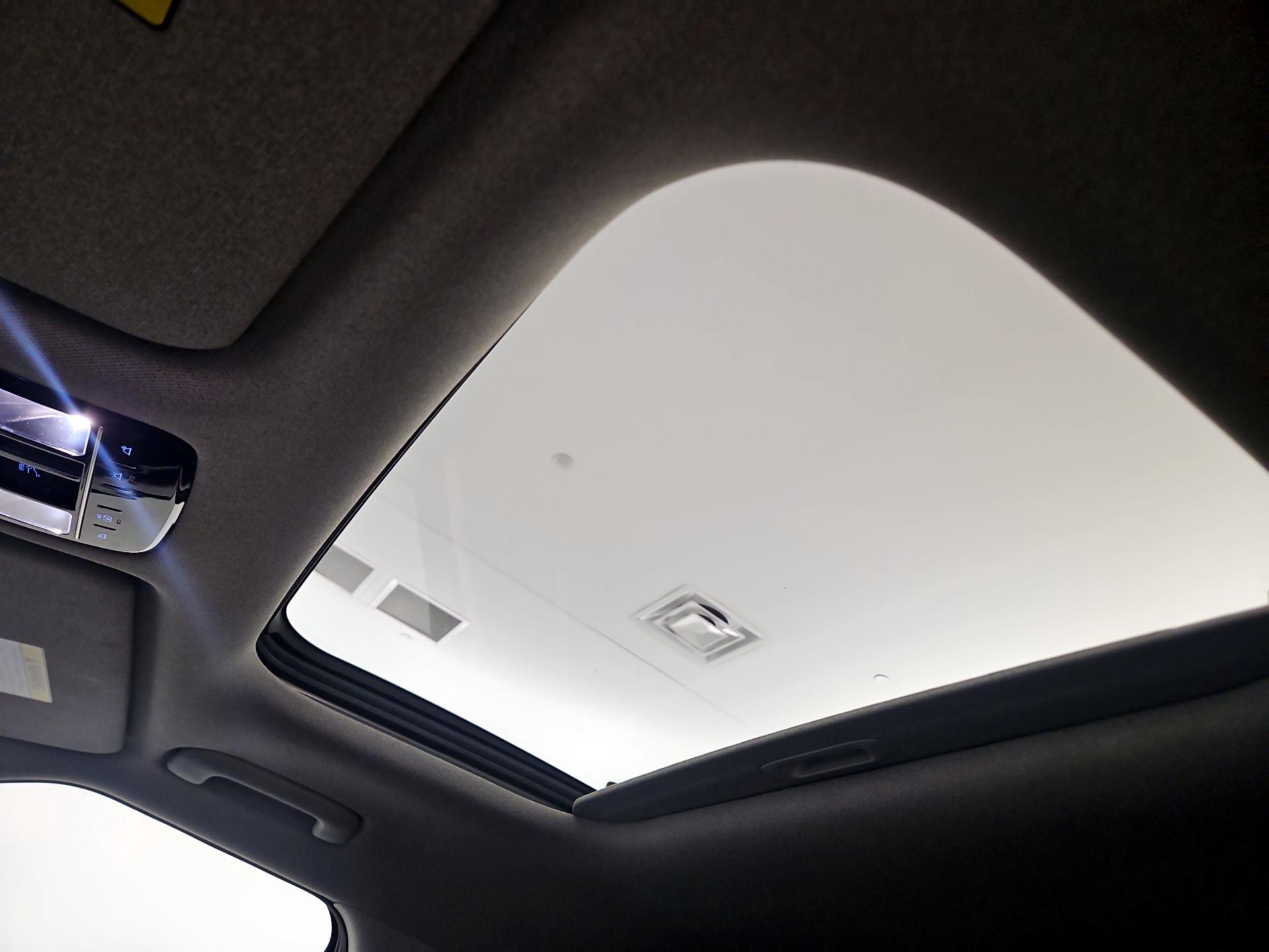 Thumbnail: 2024 Hyundai Santa Fe - 18