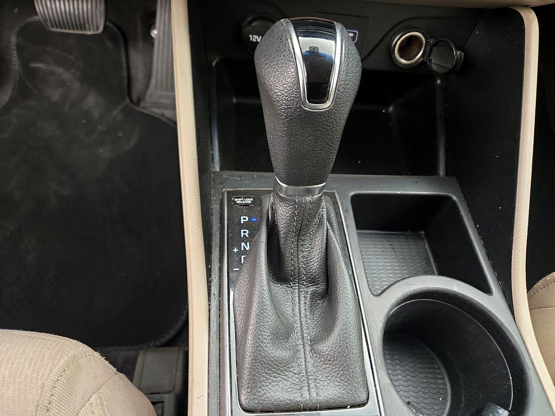 Thumbnail: 2018 Hyundai Tucson - 17