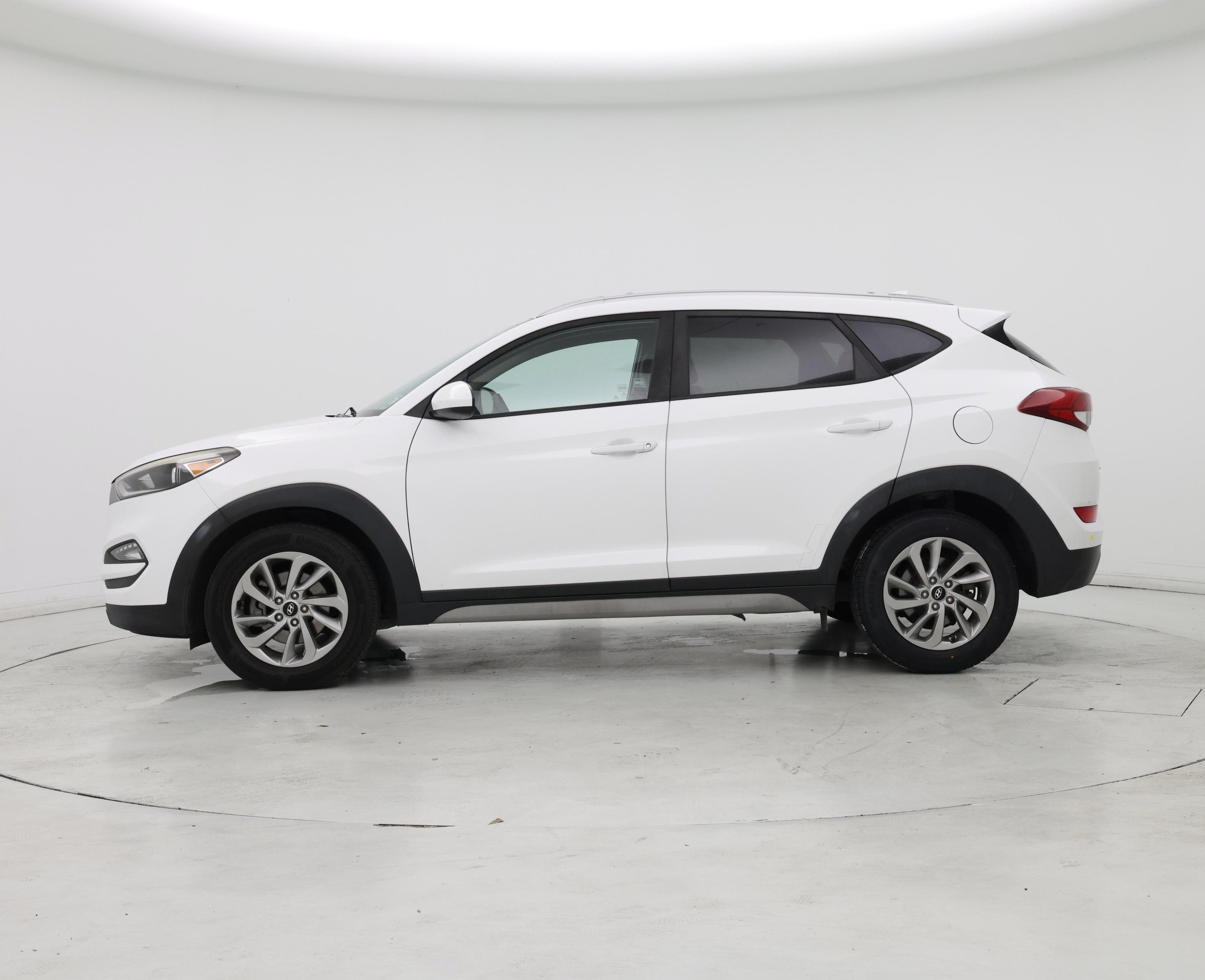 Thumbnail: 2018 Hyundai Tucson - 3