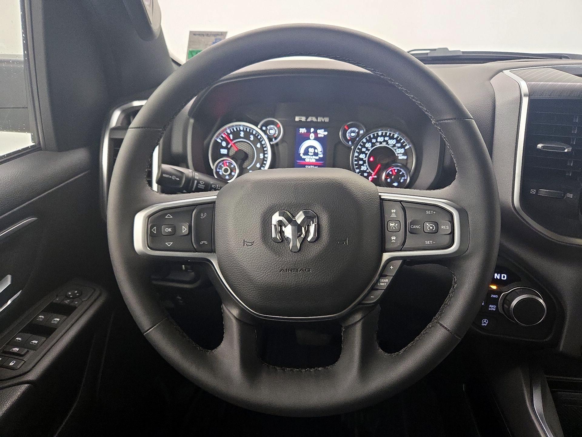 Thumbnail: 2025 RAM 1500 - 10