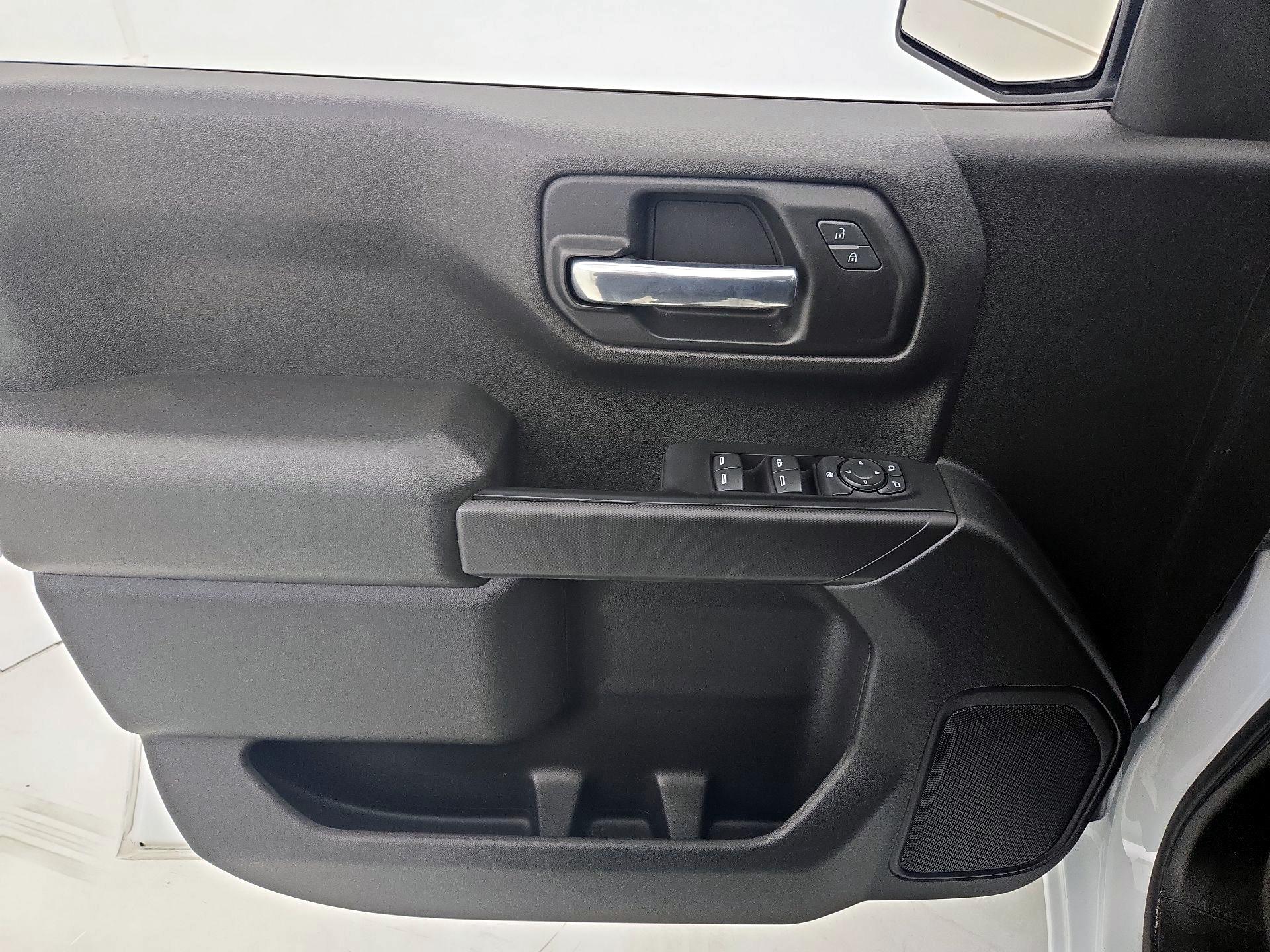 Thumbnail: 2022 Chevrolet Silverado 1500 - 12