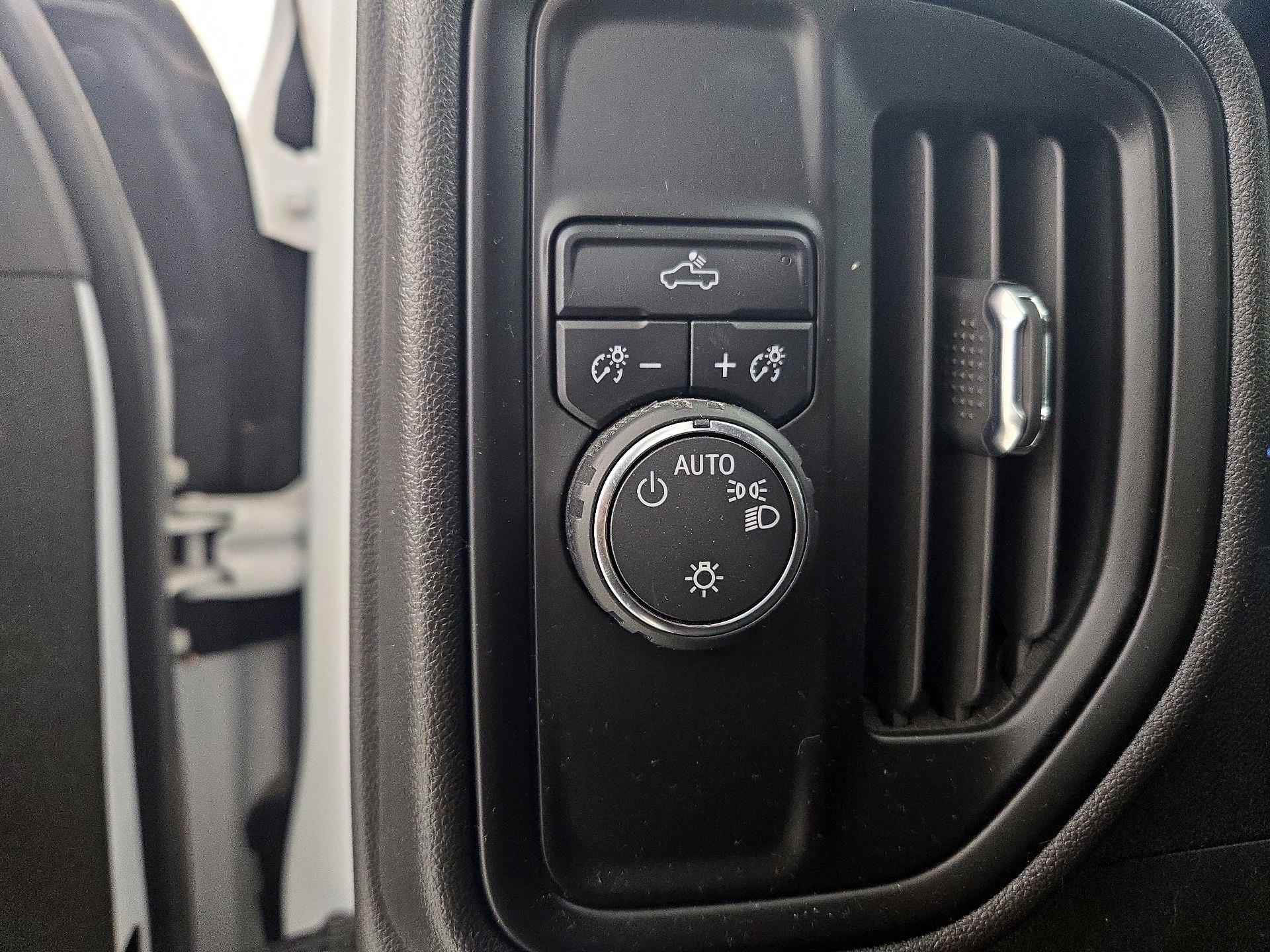 Thumbnail: 2022 Chevrolet Silverado 1500 - 13