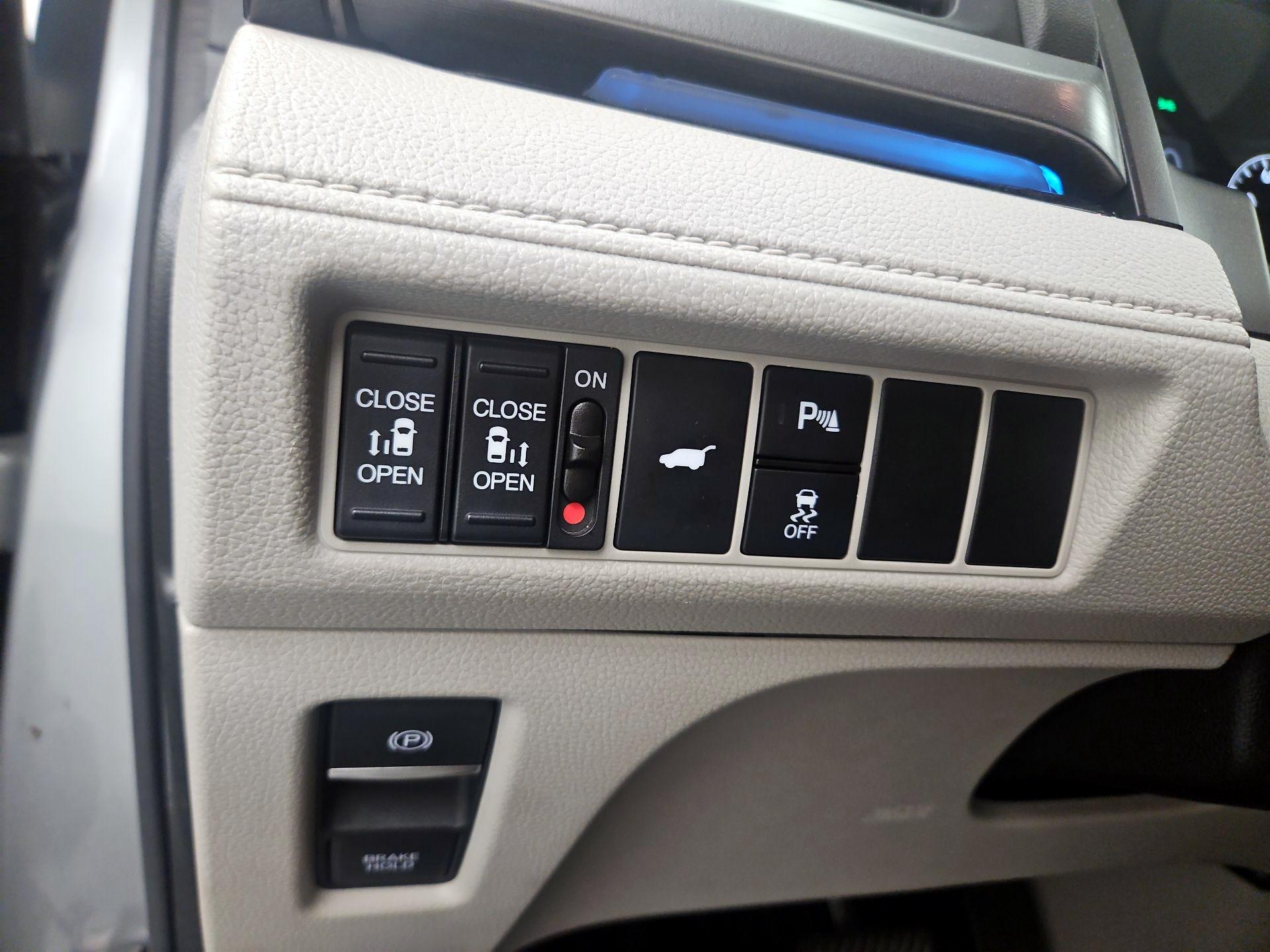 Thumbnail: 2025 Honda Odyssey - 13