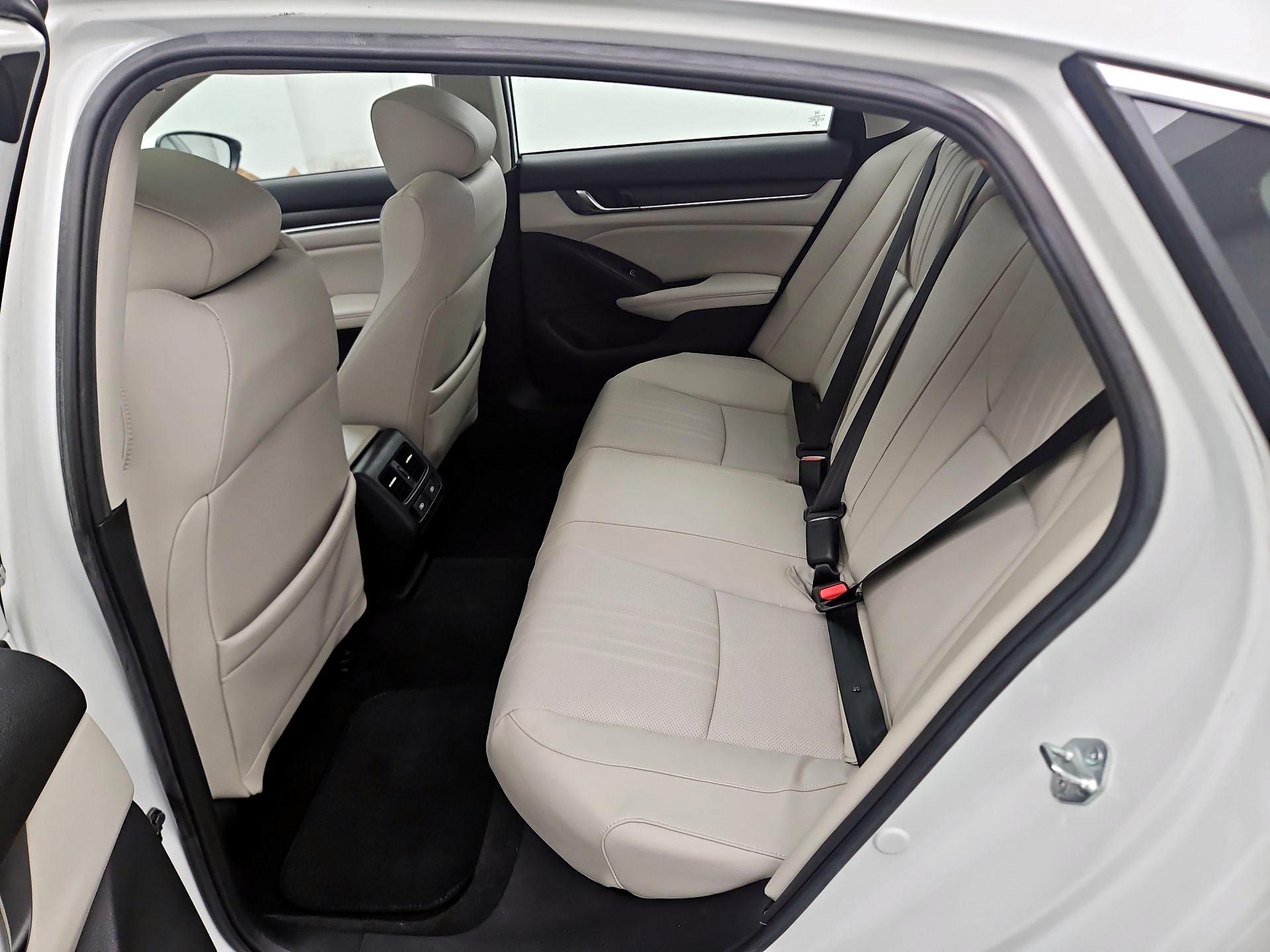 Thumbnail: 2021 Honda Accord - 16