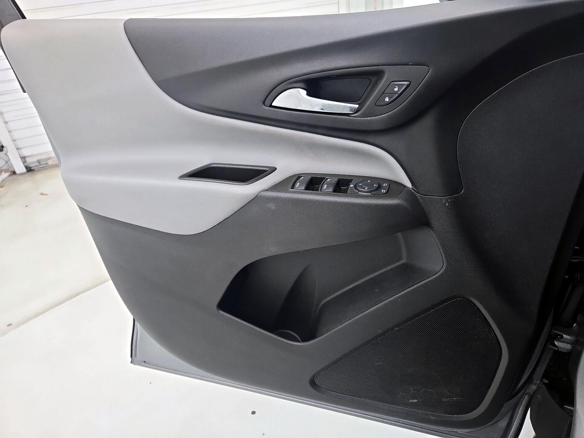 Thumbnail: 2023 Chevrolet Equinox - 12