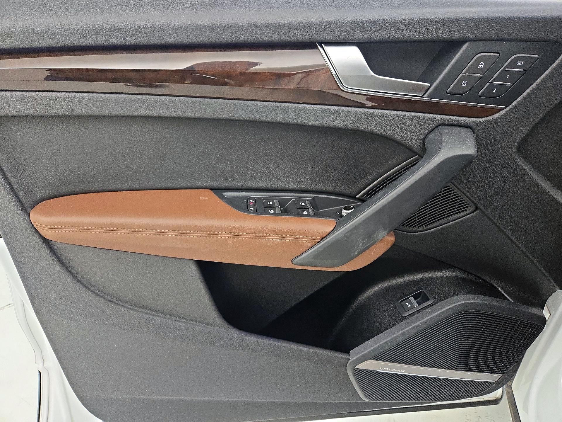 Thumbnail: 2020 Audi Q5 - 12