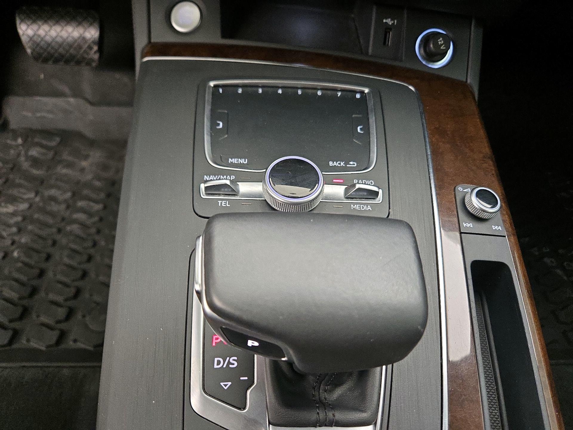 Thumbnail: 2020 Audi Q5 - 18