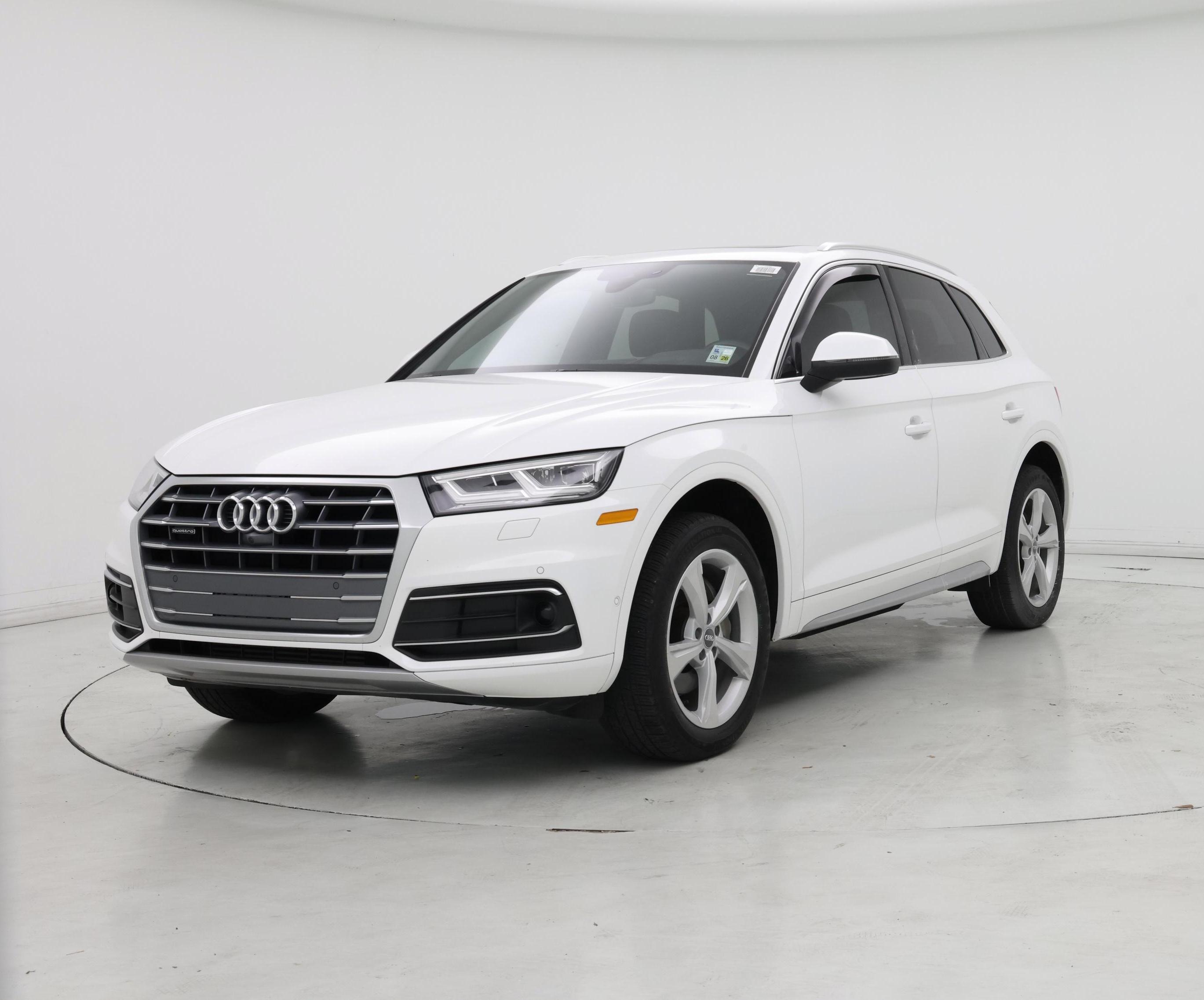 Thumbnail: 2020 Audi Q5 - 4