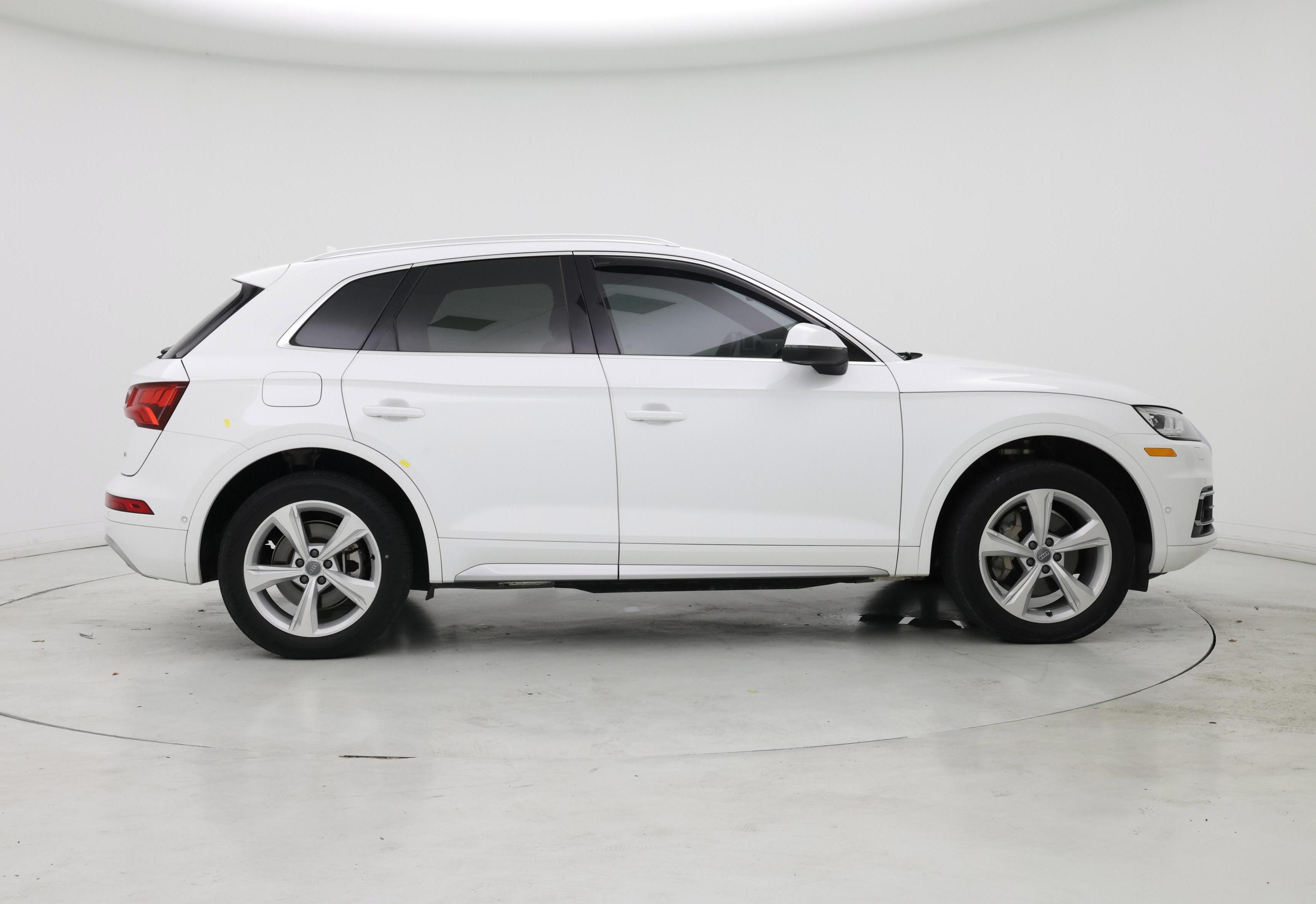 Thumbnail: 2020 Audi Q5 - 7