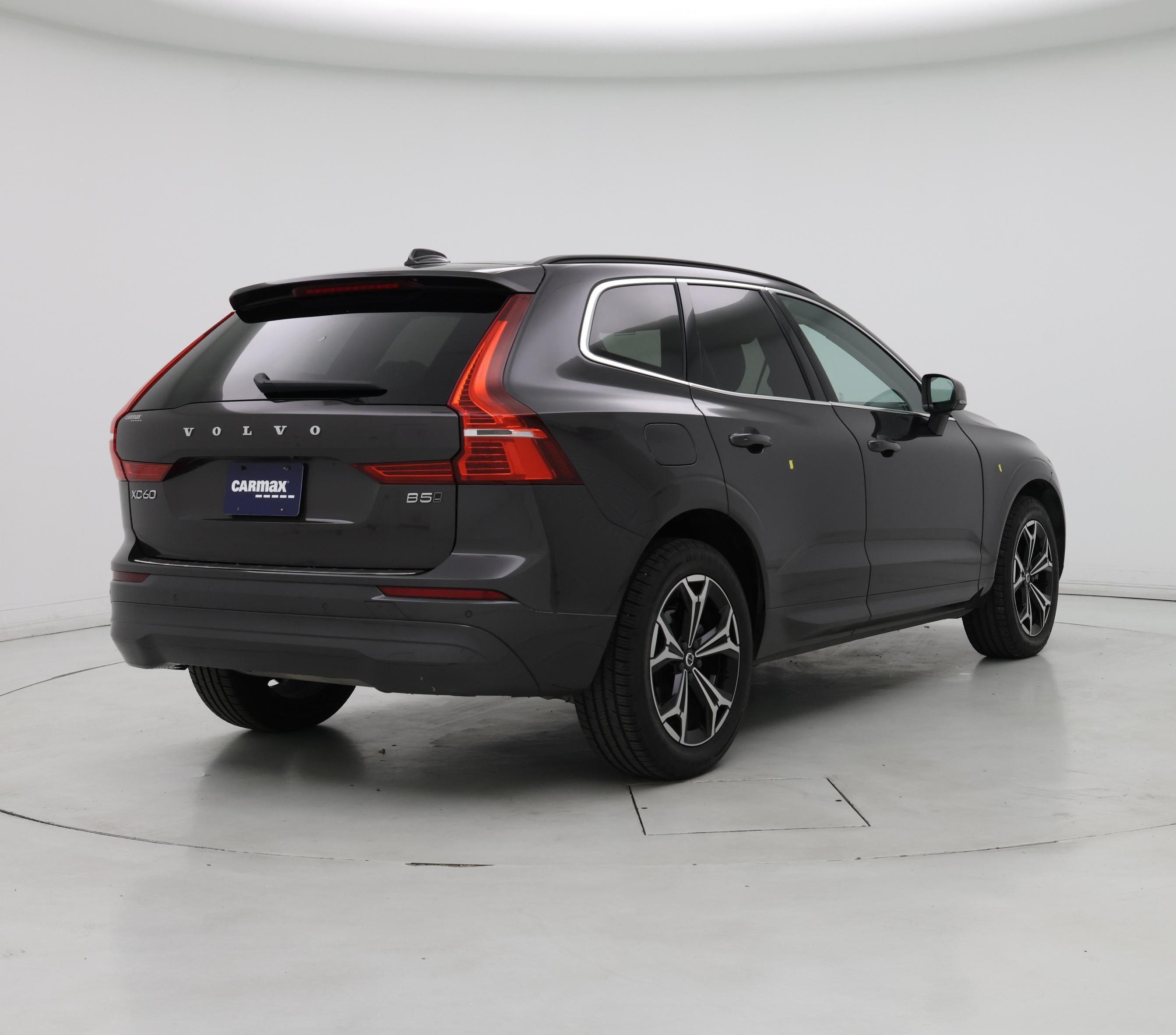 Thumbnail: 2022 Volvo XC60 - 8