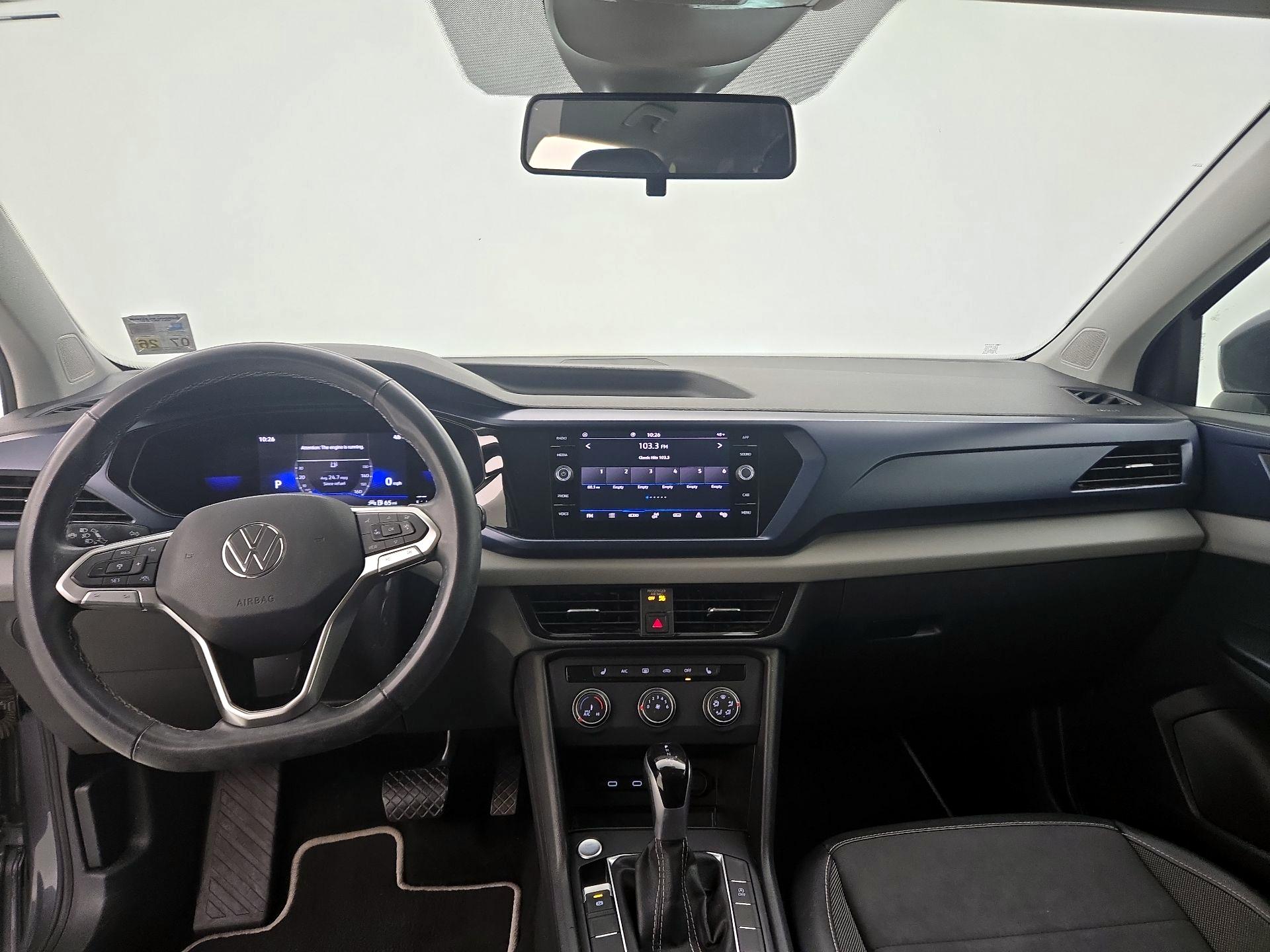 Thumbnail: 2022 Volkswagen Taos - 9