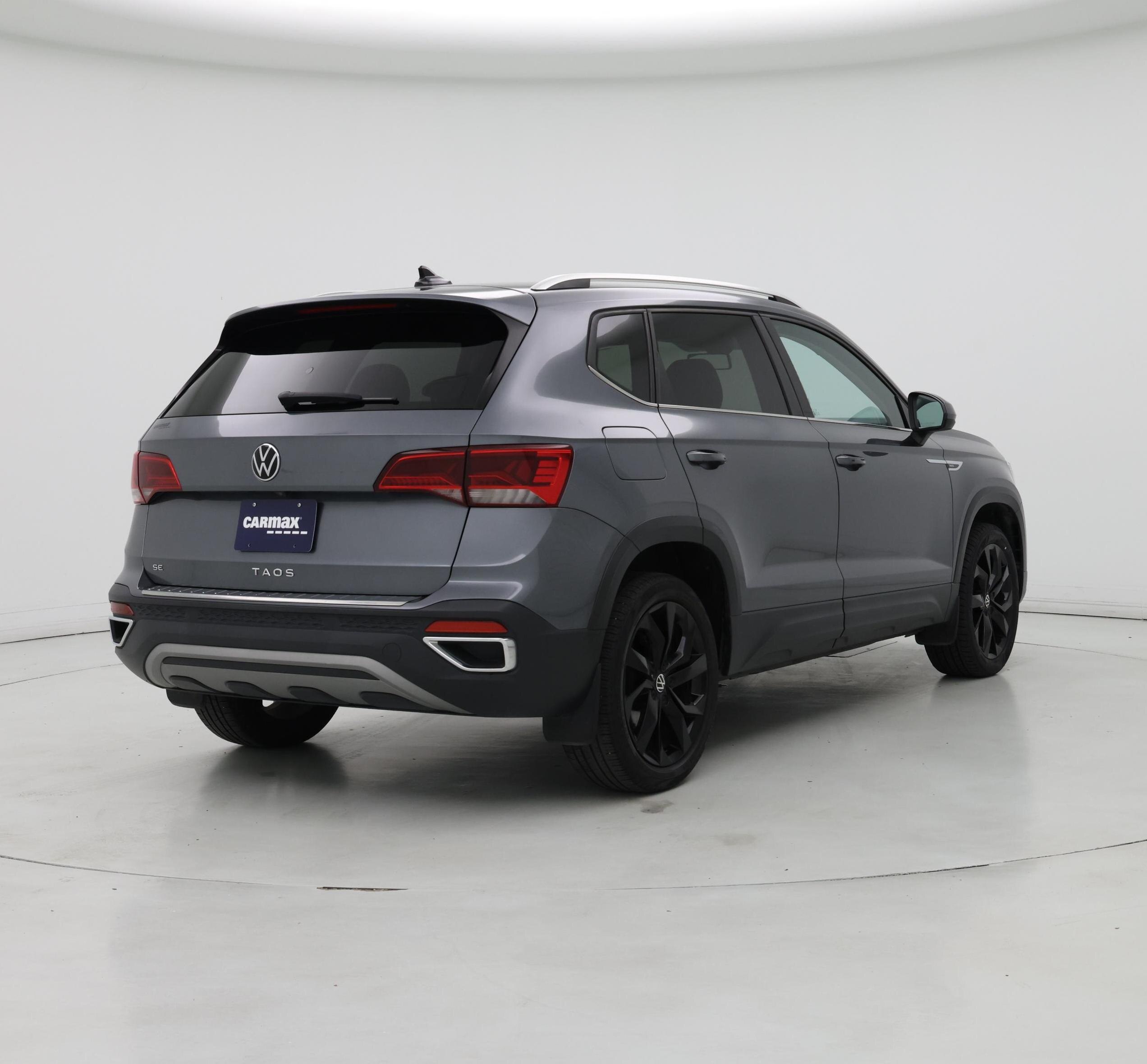 Thumbnail: 2022 Volkswagen Taos - 8