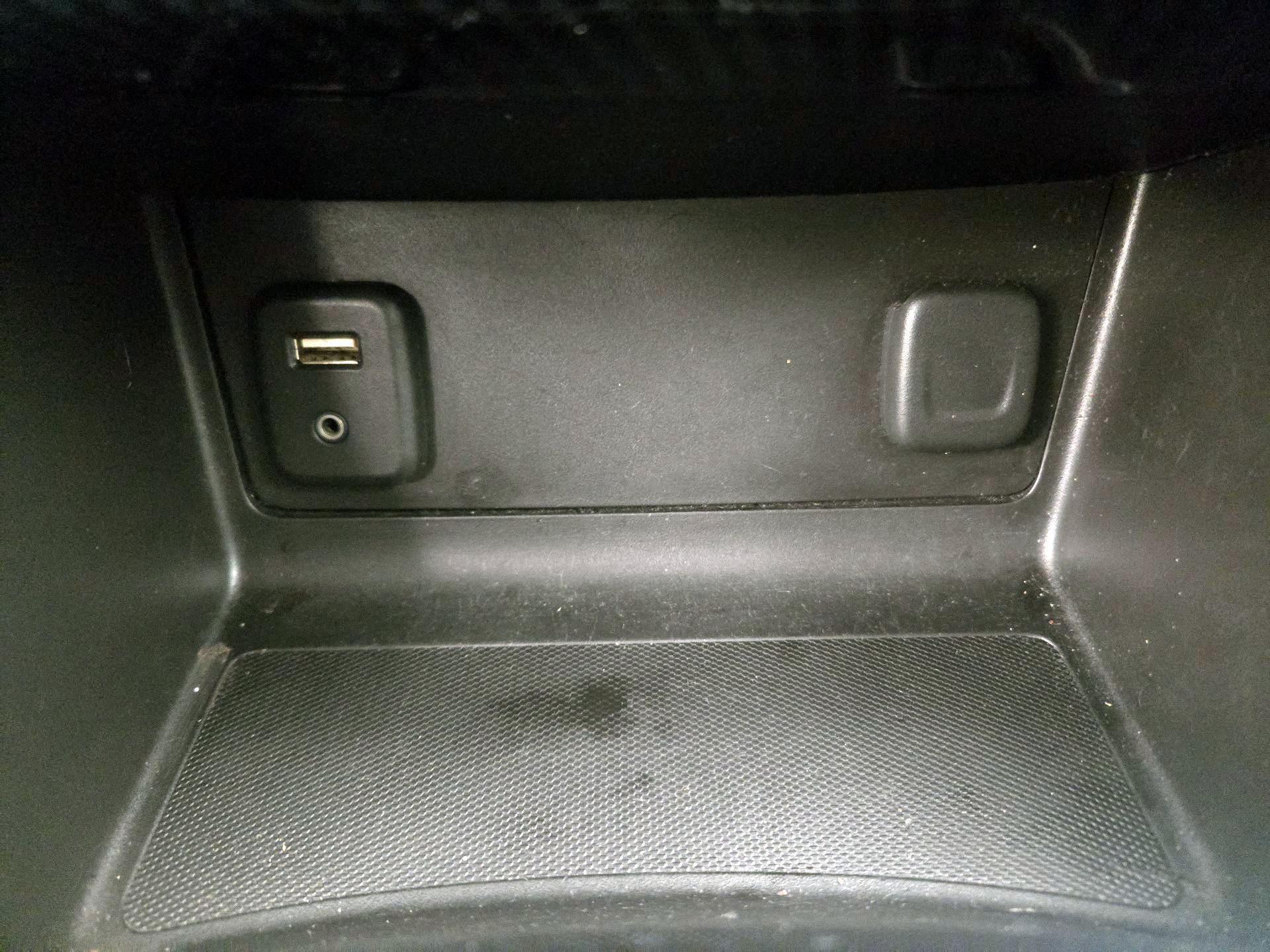 Thumbnail: 2016 Chevrolet Colorado - 18