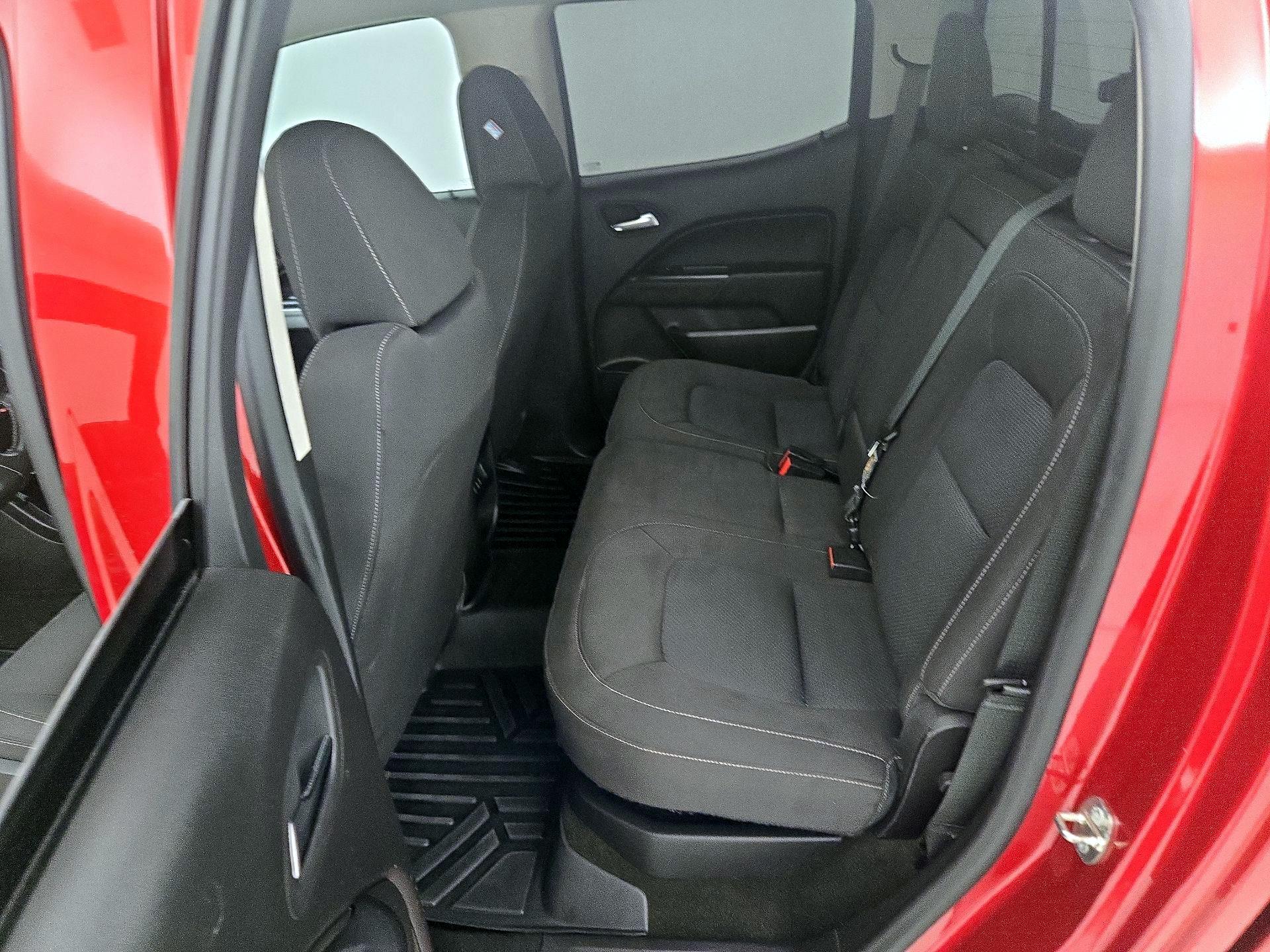 Thumbnail: 2016 Chevrolet Colorado - 19