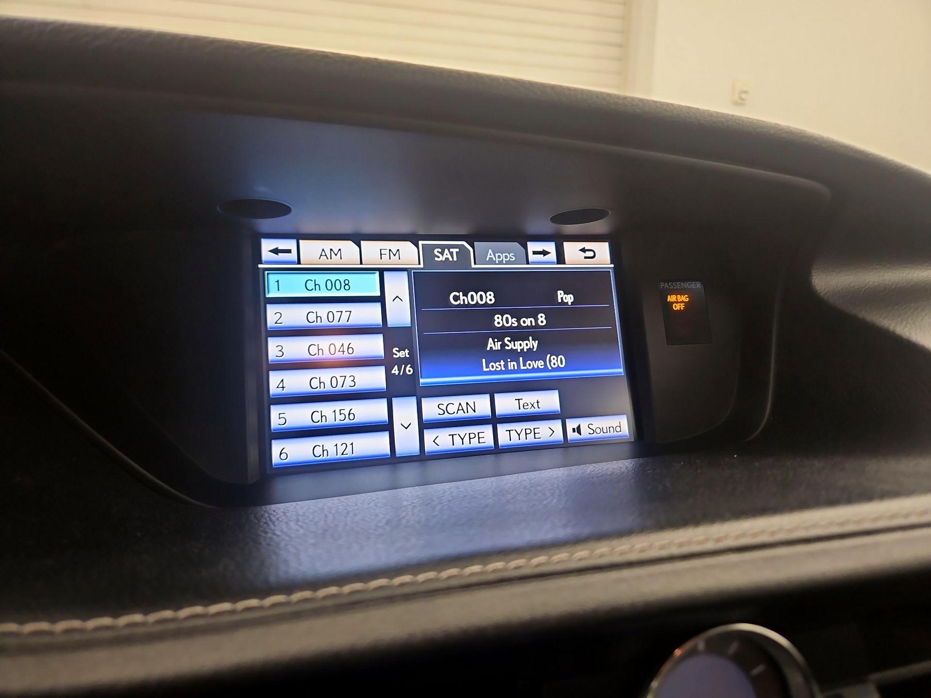 Thumbnail: 2014 Lexus ES - 16