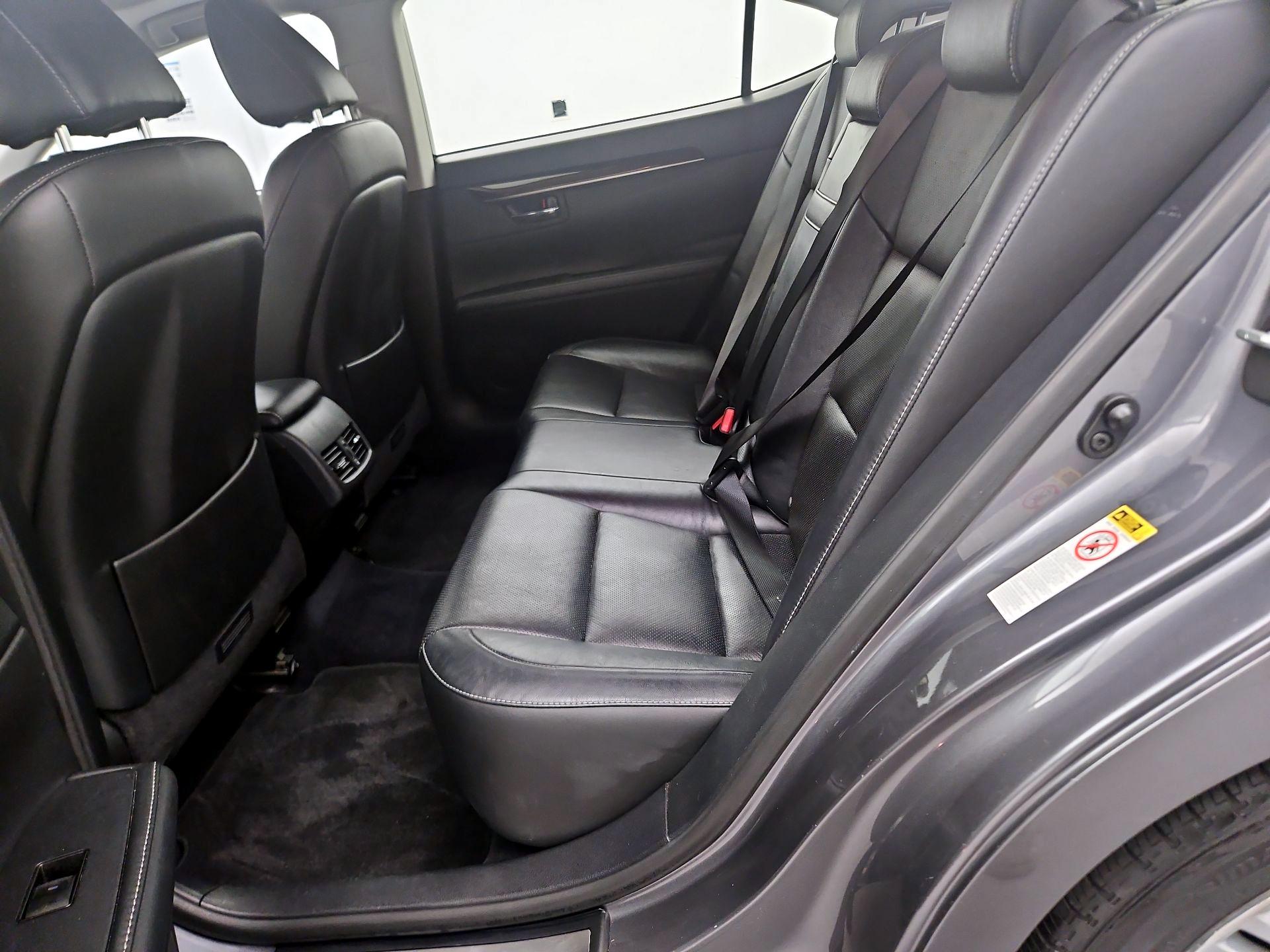 Thumbnail: 2014 Lexus ES - 20