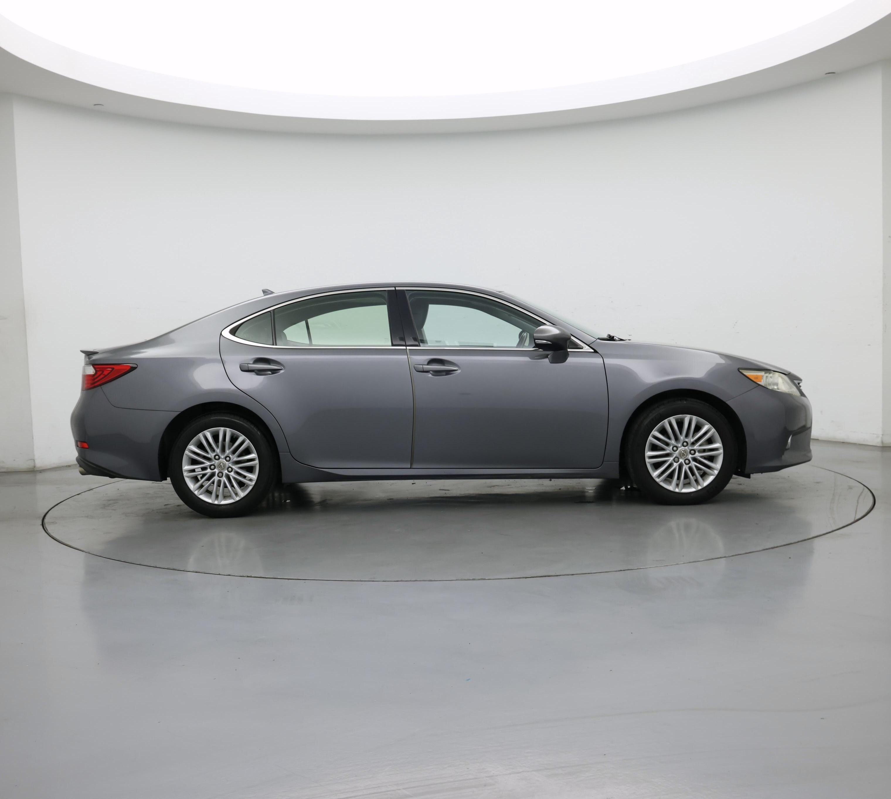 Thumbnail: 2014 Lexus ES - 7