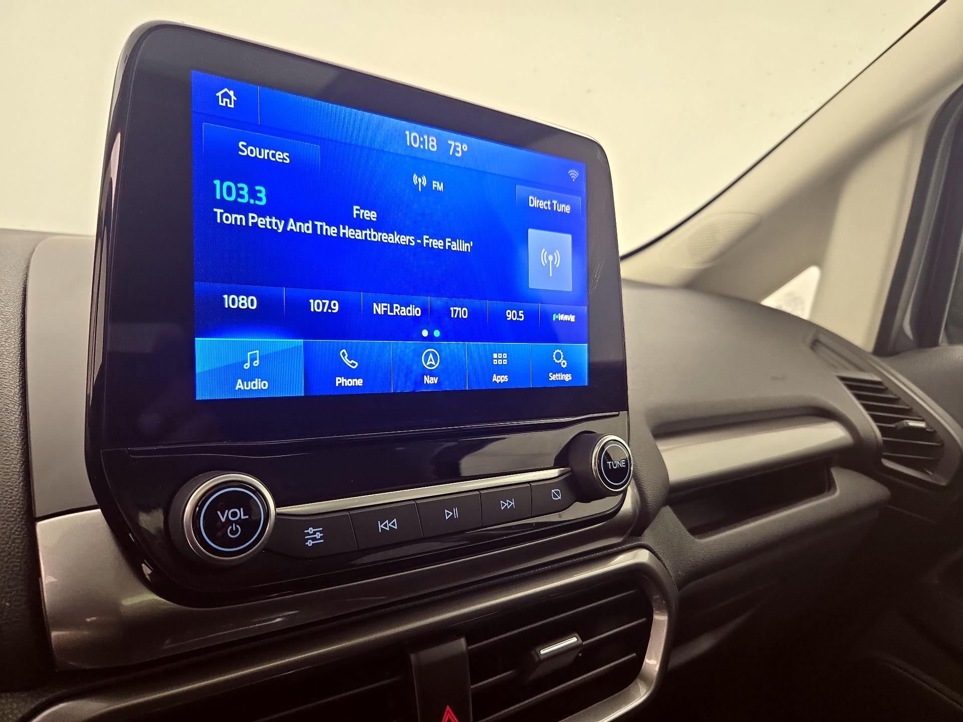 Thumbnail: 2021 Ford EcoSport - 16