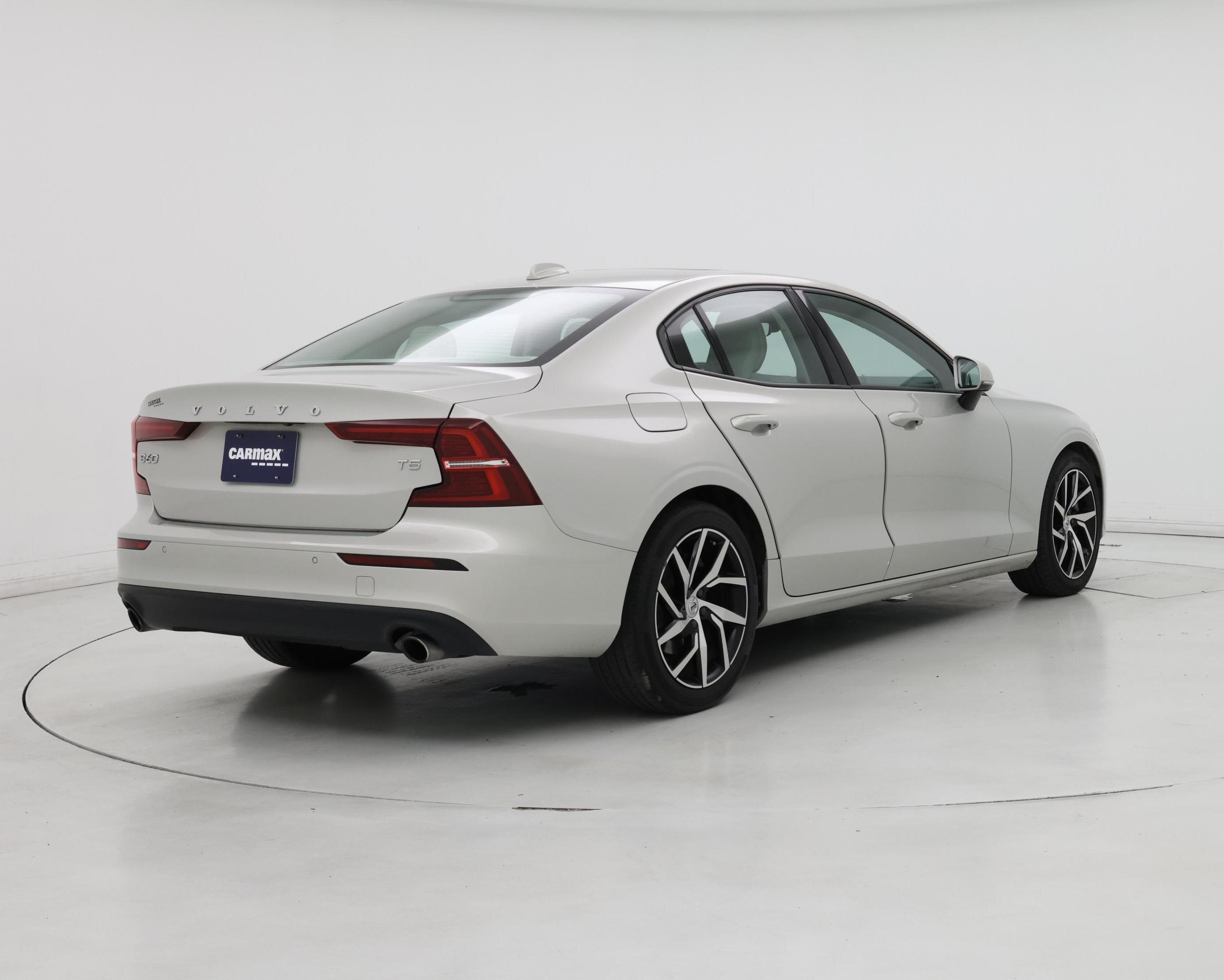 Thumbnail: 2020 Volvo S60 - 8