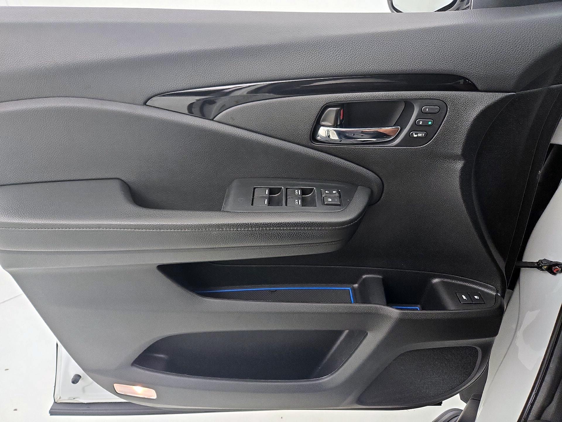 Thumbnail: 2022 Honda Pilot - 12