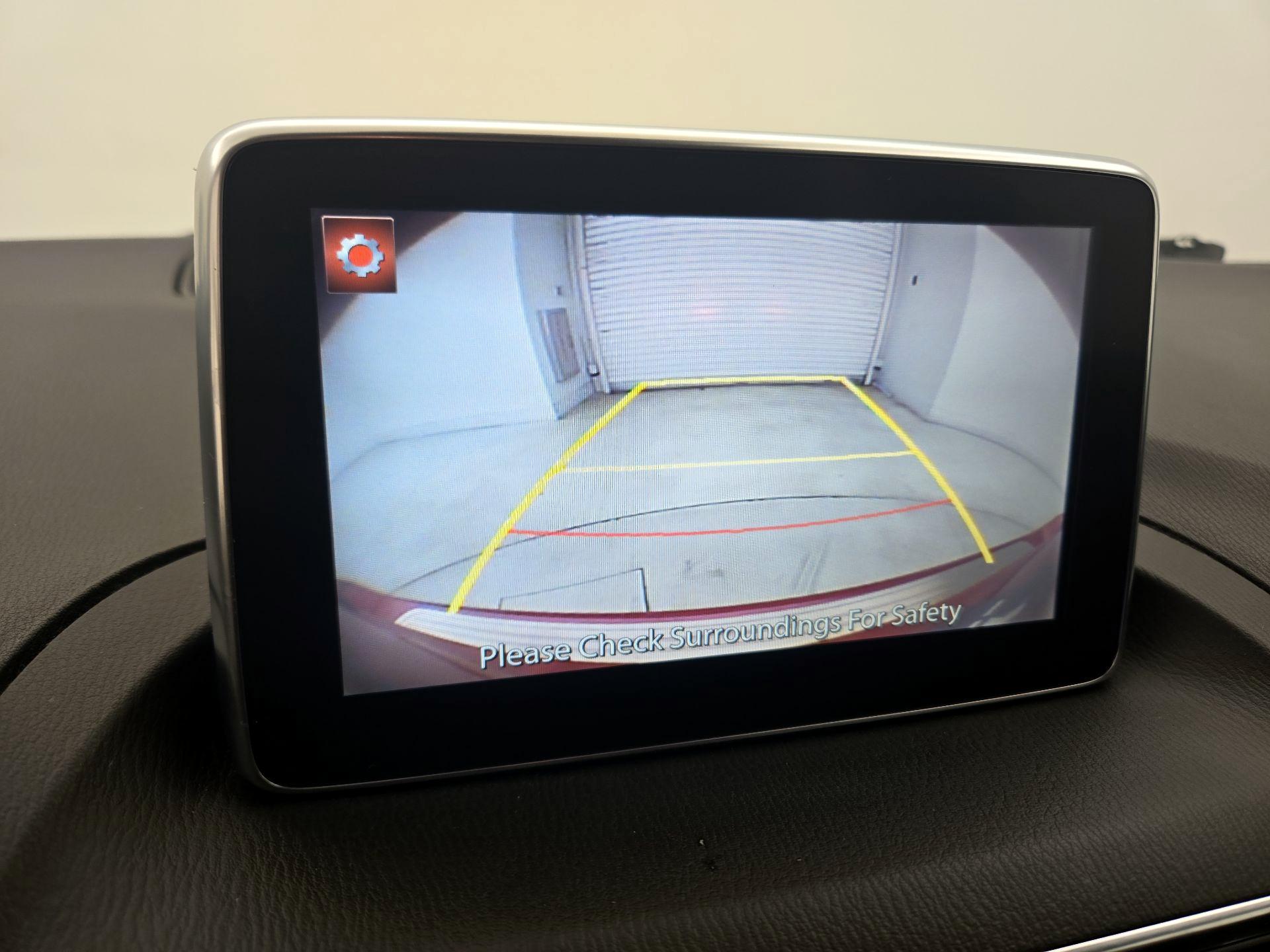 Thumbnail: 2016 Mazda Mazda3 - 15