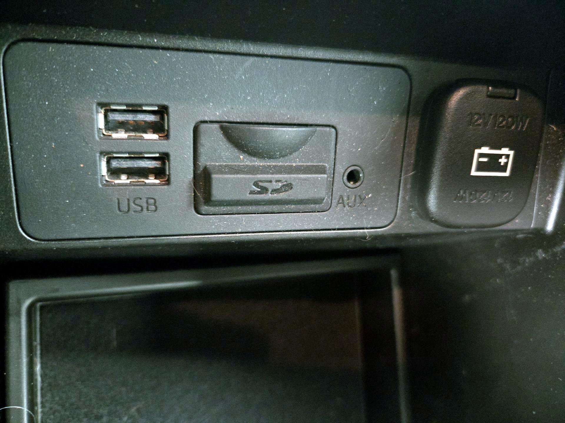 Thumbnail: 2016 Mazda Mazda3 - 19