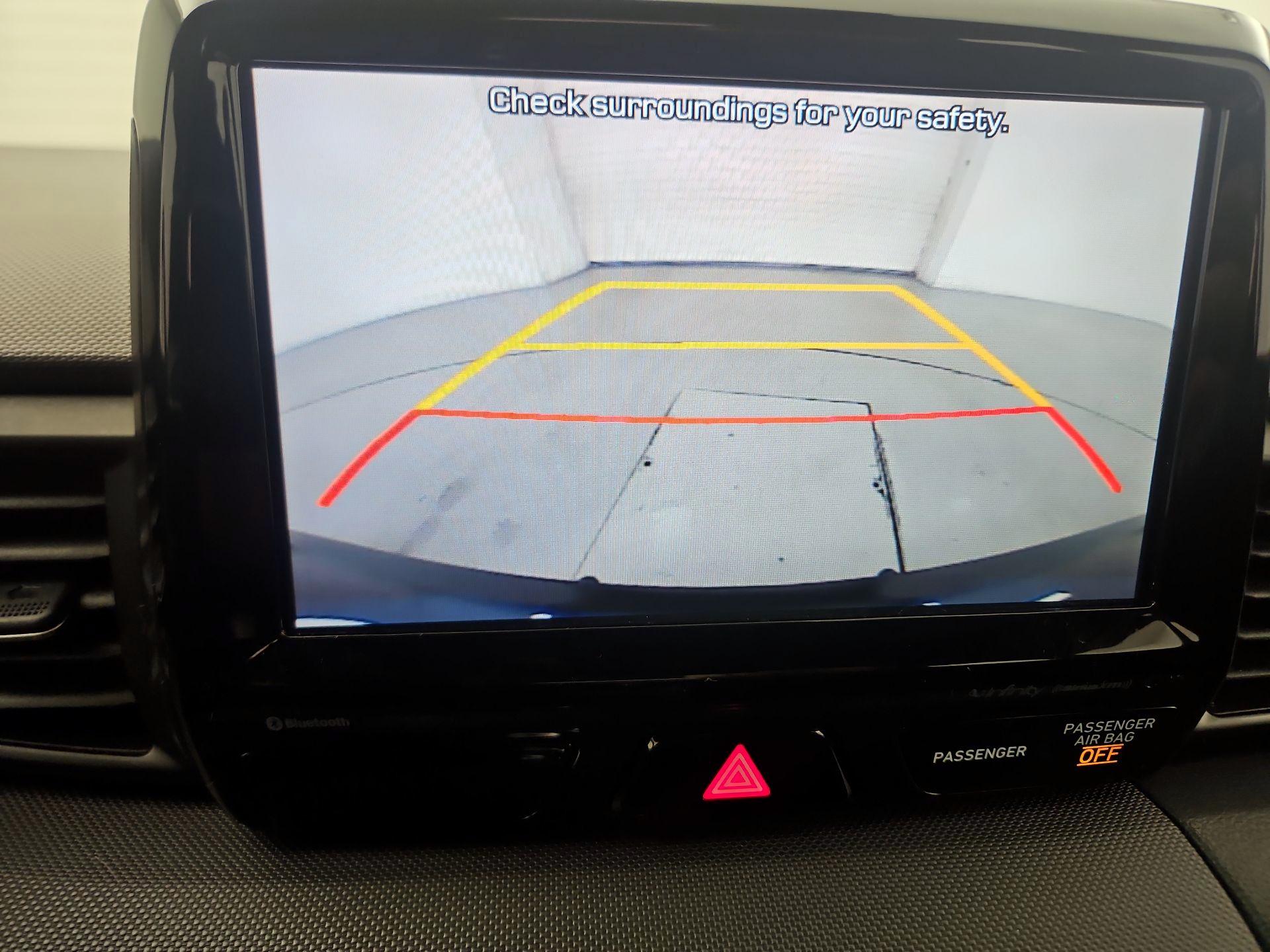 Thumbnail: 2019 Hyundai Veloster - 14