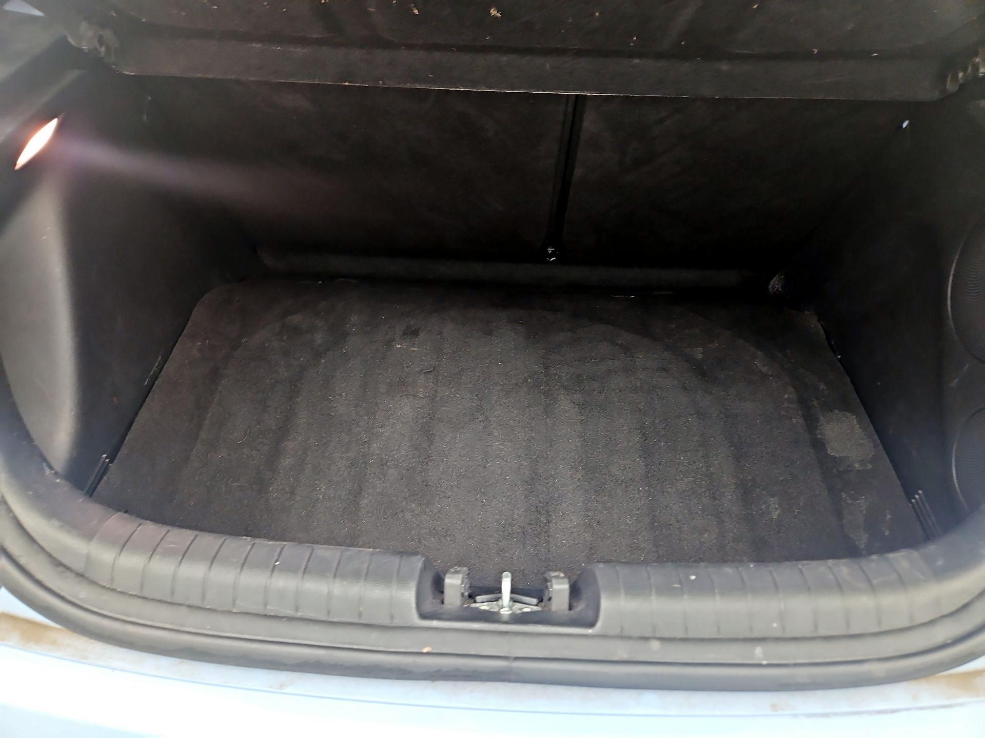 Thumbnail: 2019 Hyundai Veloster - 20