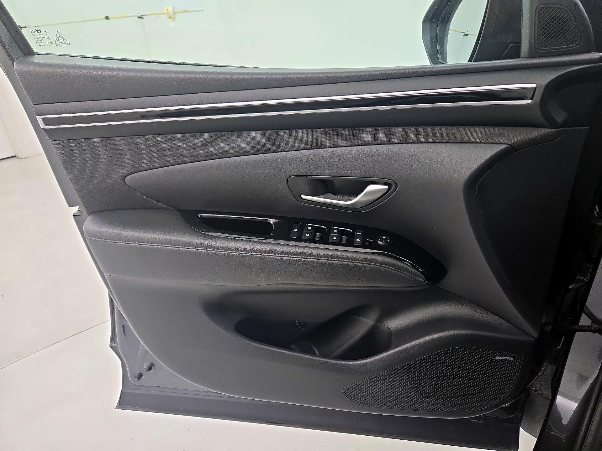 Thumbnail: 2022 Hyundai Tucson - 12