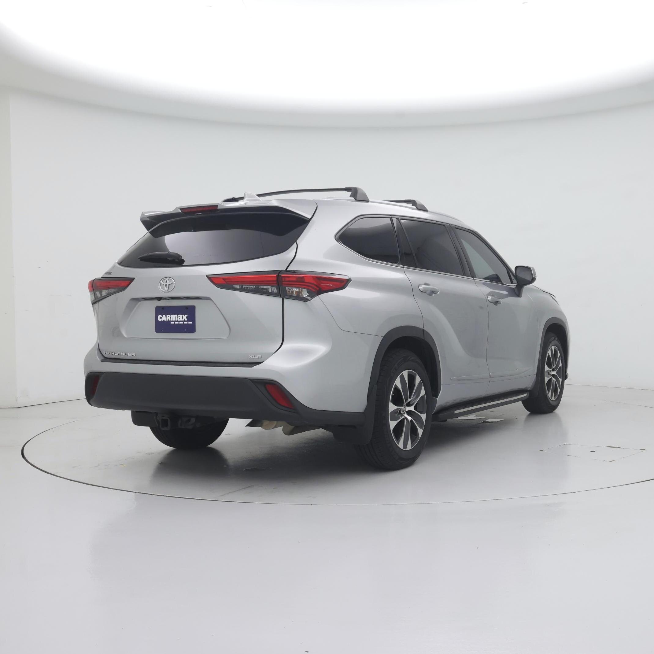 Thumbnail: 2022 Toyota Highlander - 8