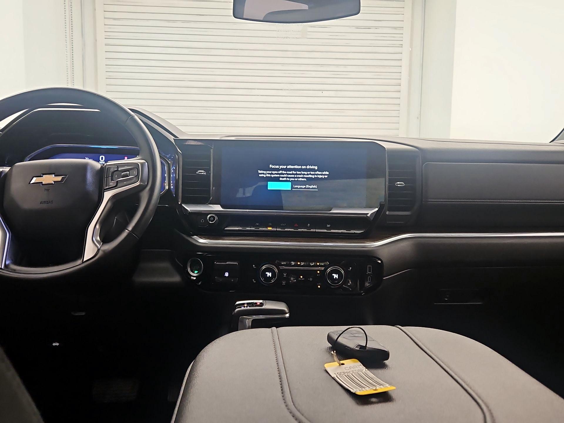 Thumbnail: 2023 Chevrolet Silverado 1500 - 9