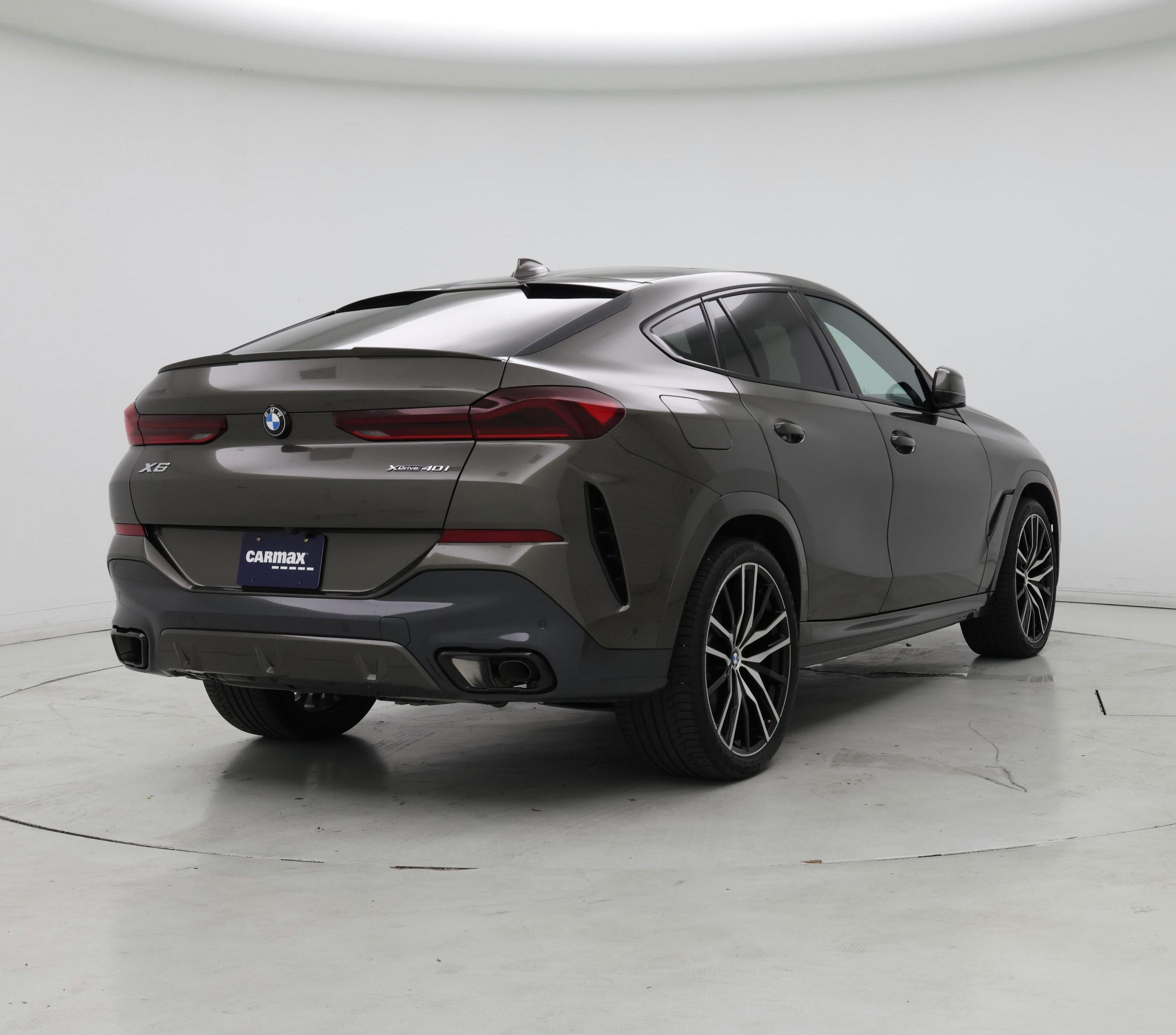 Thumbnail: 2023 BMW X6 - 8