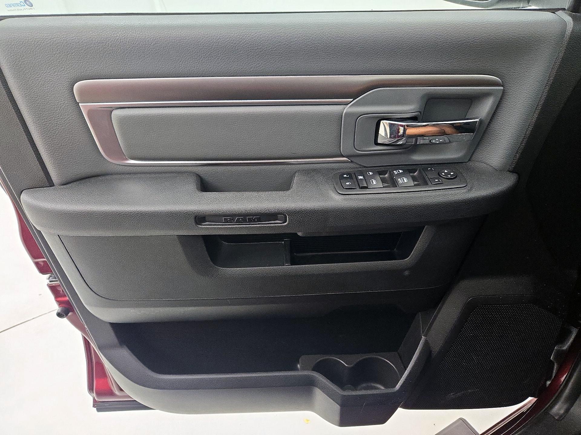 Thumbnail: 2024 RAM 1500 Classic - 12