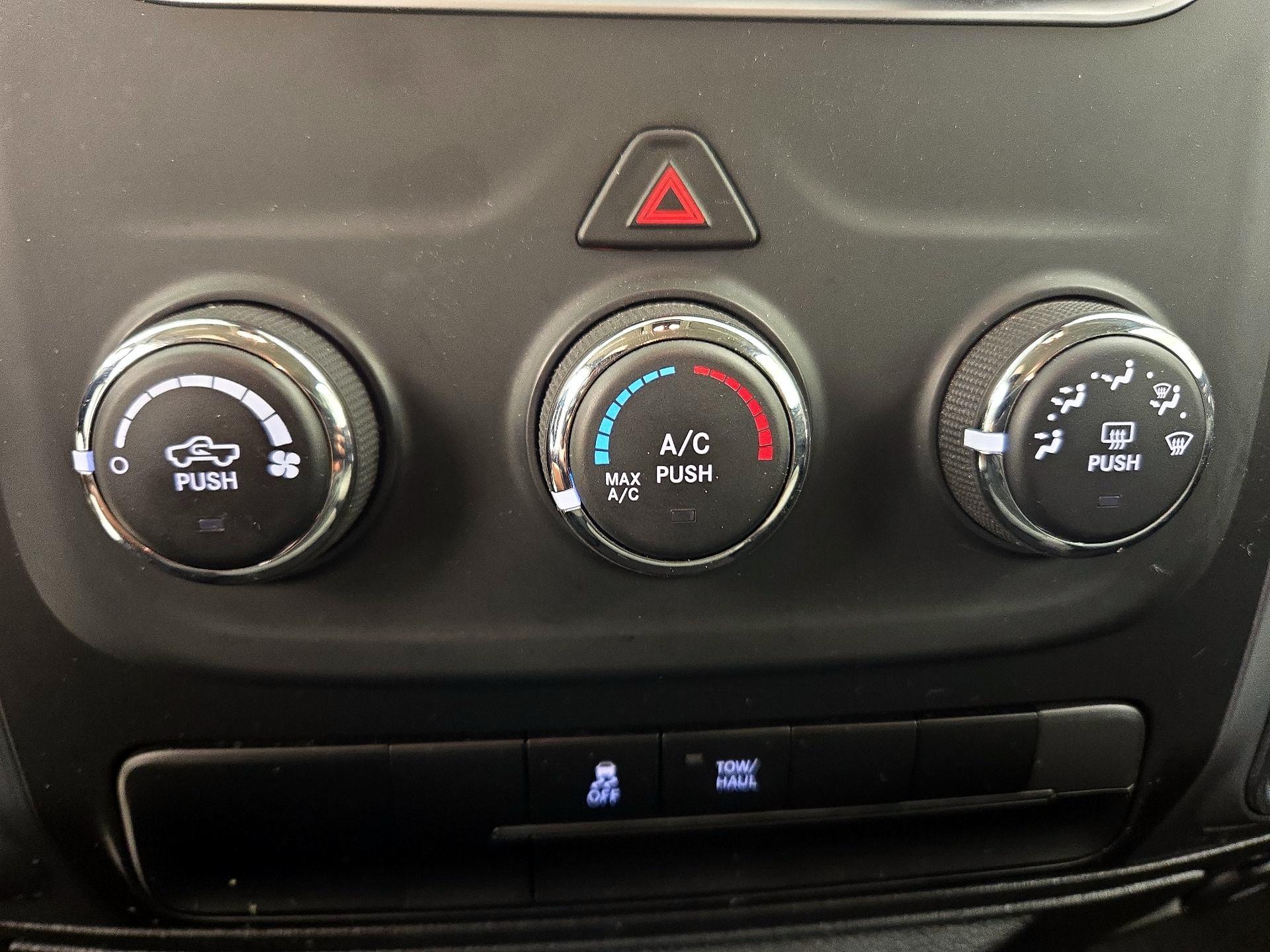 Thumbnail: 2024 RAM 1500 Classic - 16