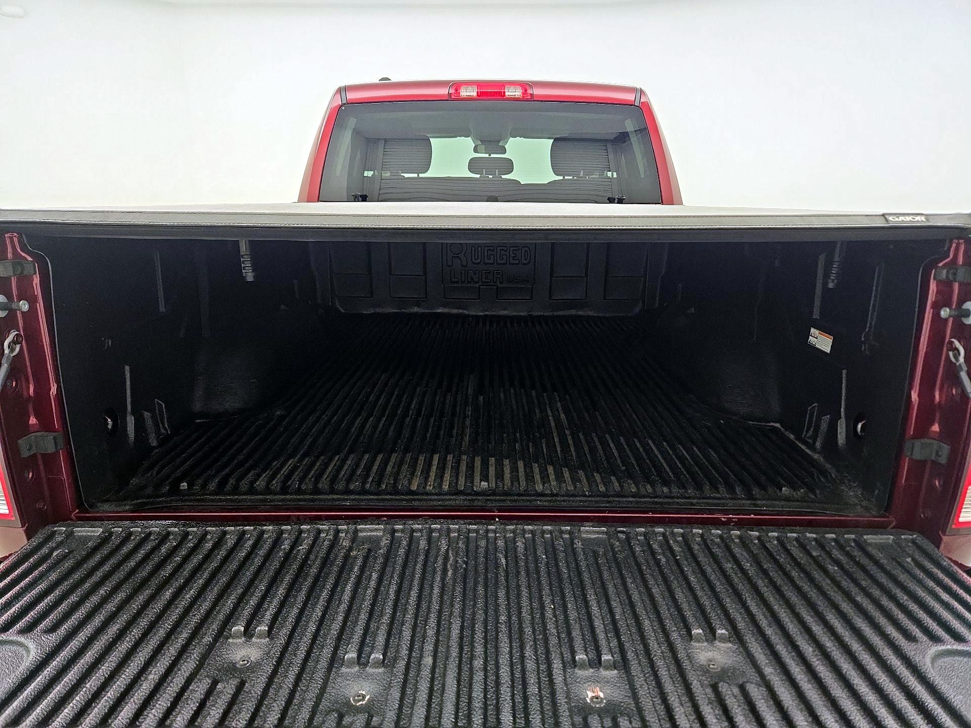 Thumbnail: 2024 RAM 1500 Classic - 20