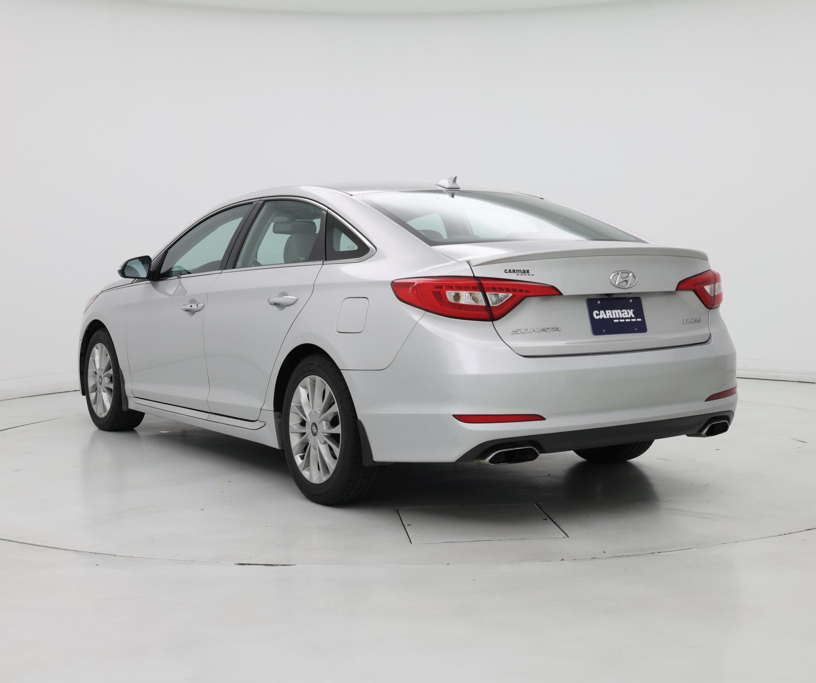 Thumbnail: 2015 Hyundai Sonata - 2