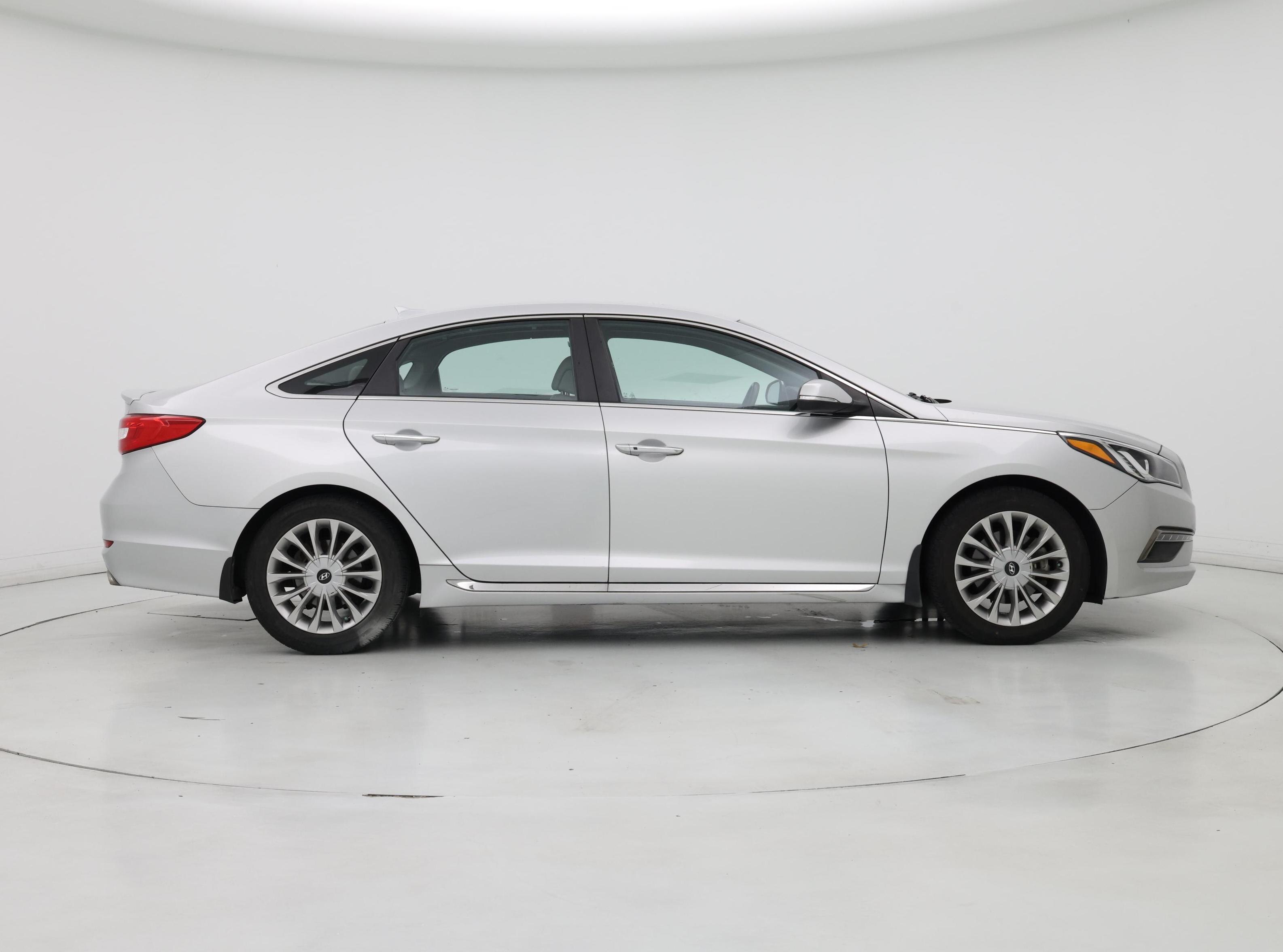 Thumbnail: 2015 Hyundai Sonata - 7