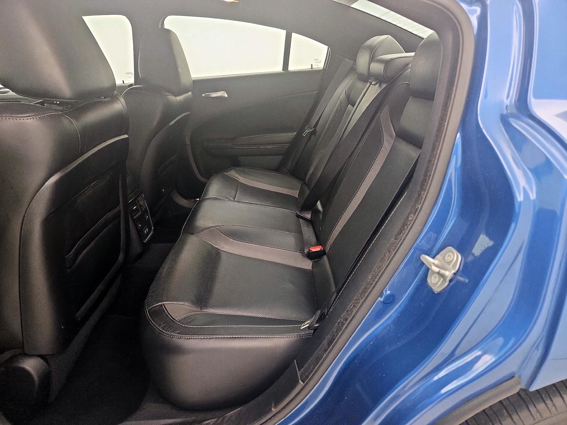 Thumbnail: 2020 Dodge Charger - 20