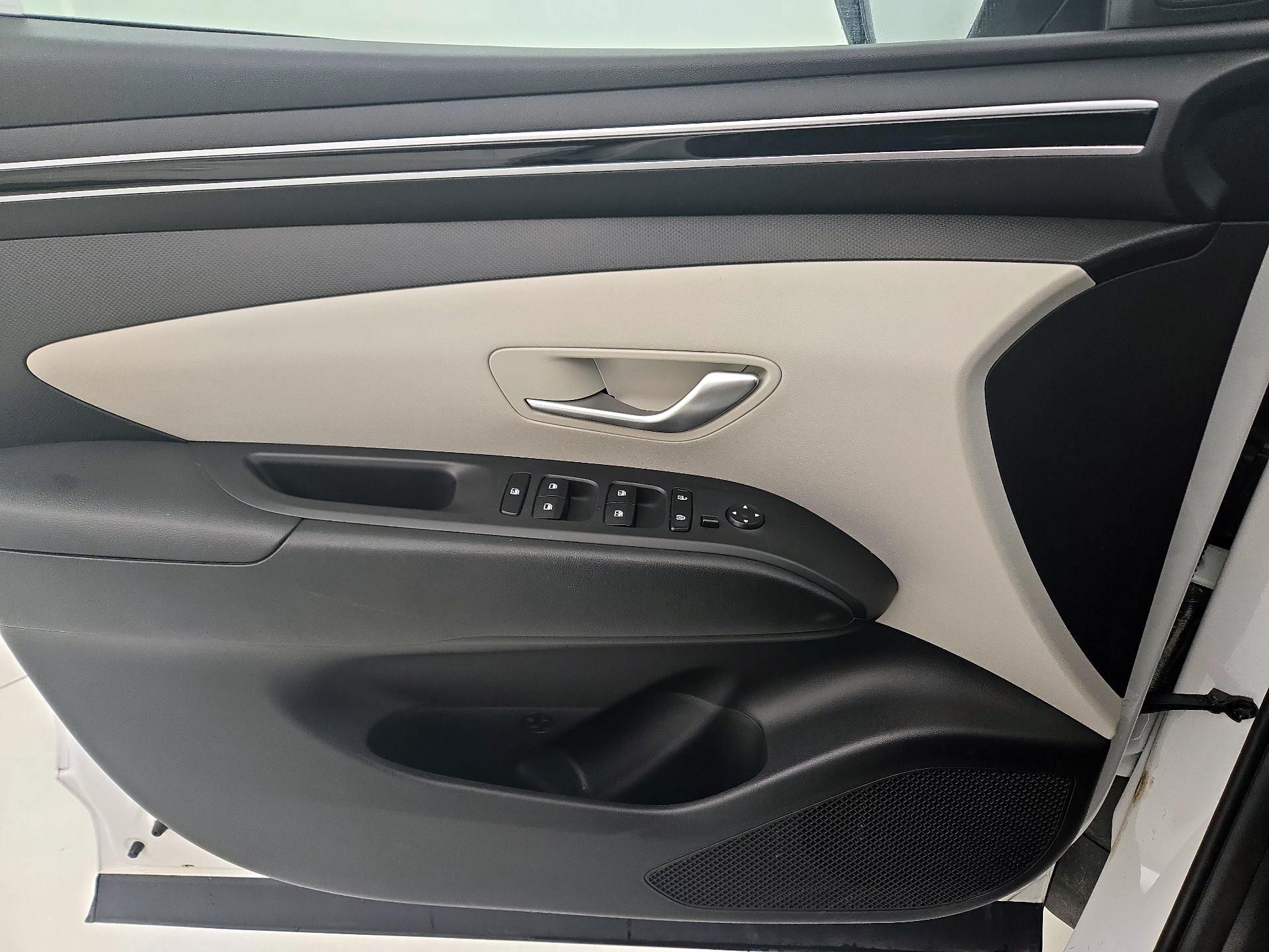 Thumbnail: 2024 Hyundai Tucson - 12