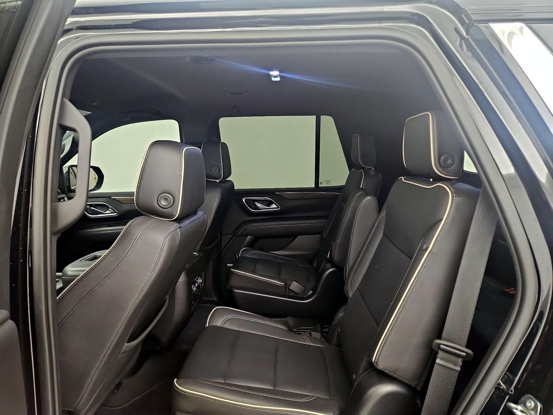 Thumbnail: 2023 Chevrolet Tahoe - 19