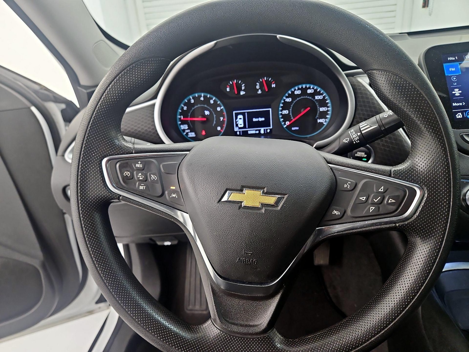 2024 Chevrolet Malibu 1LT - Photo 11