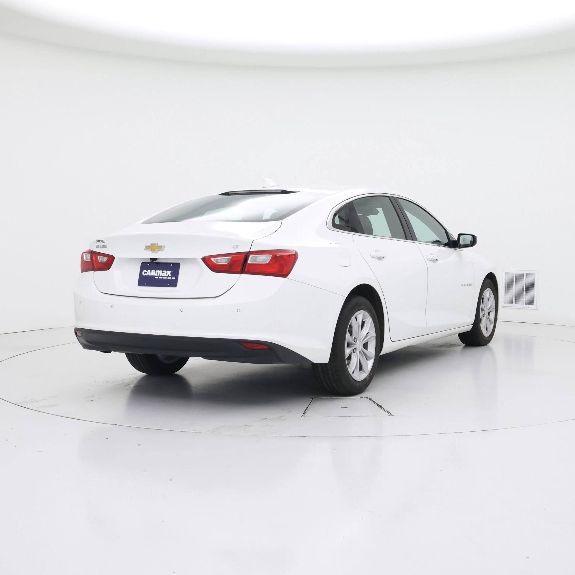 Thumbnail: 2024 Chevrolet Malibu - 8