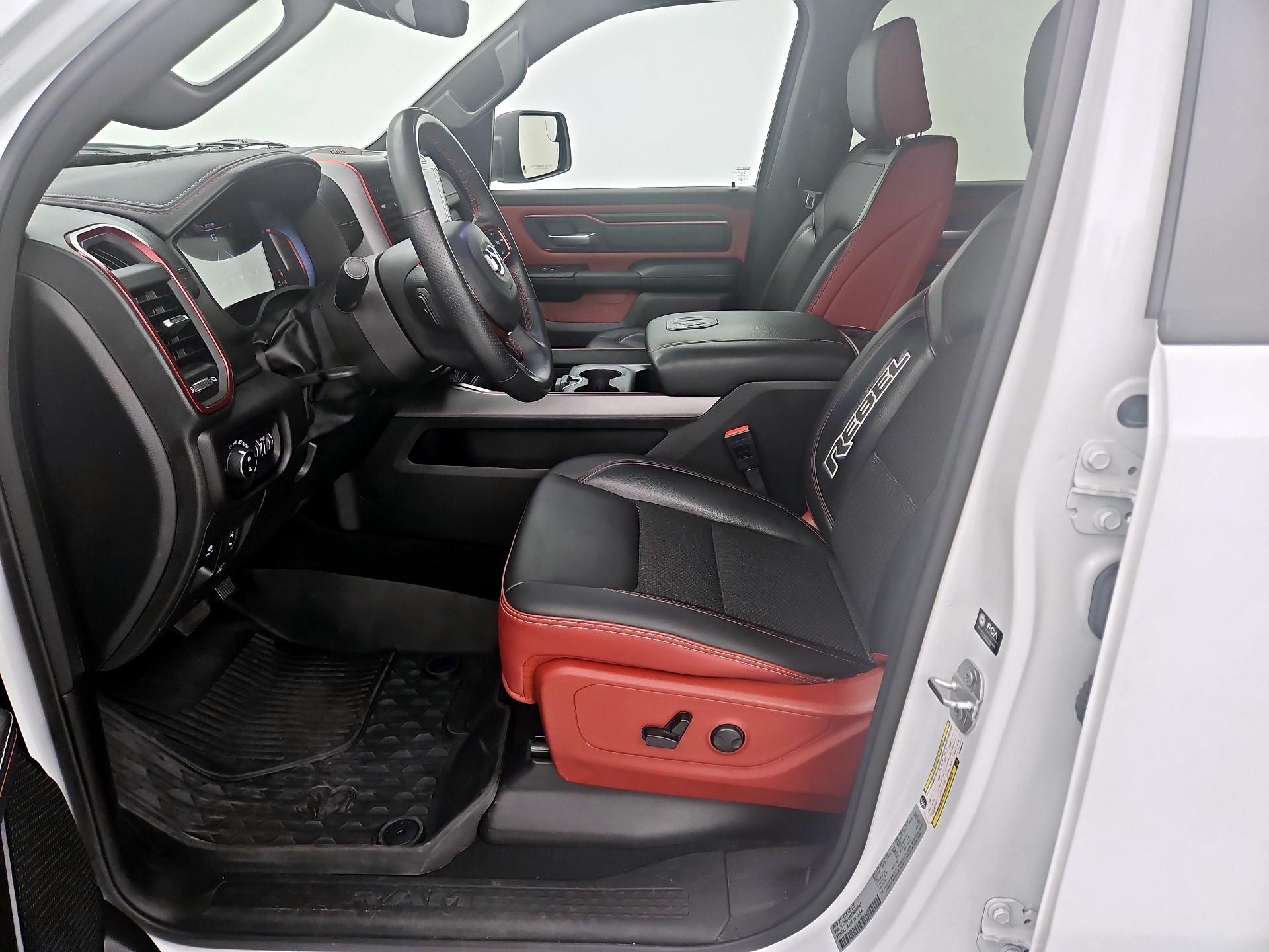 Thumbnail: 2025 RAM 1500 - 11