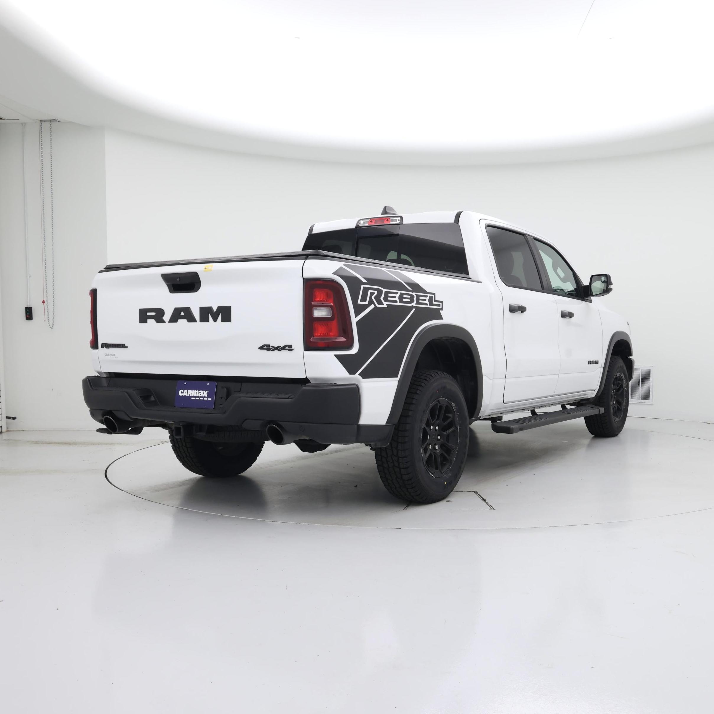 Thumbnail: 2025 RAM 1500 - 8